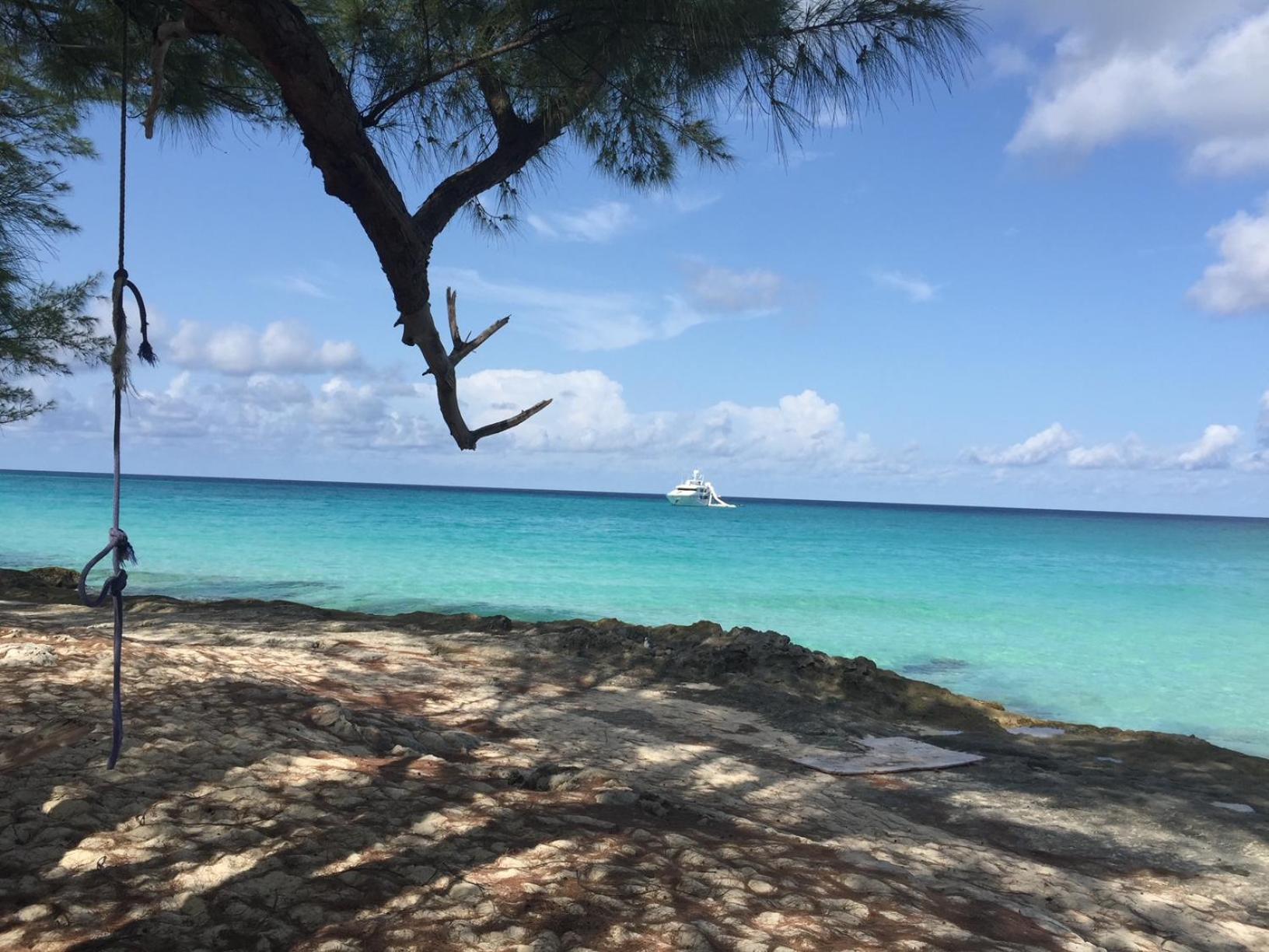 Bimini Seaside Villas - Green Cottage with Bay/Marina View