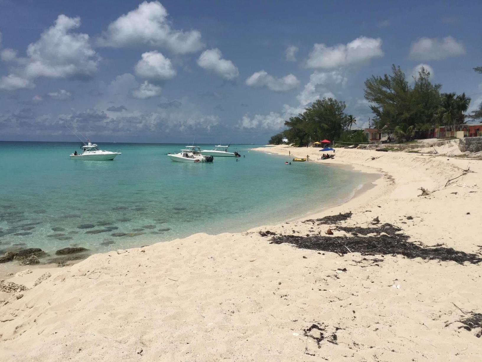Bimini Seaside Villas - Green Cottage with Bay/Marina View