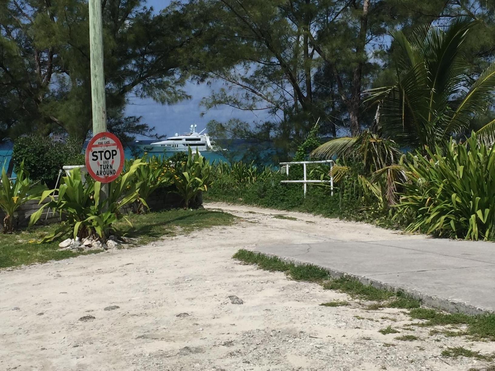Bimini Seaside Villas - Green Cottage with Bay/Marina View