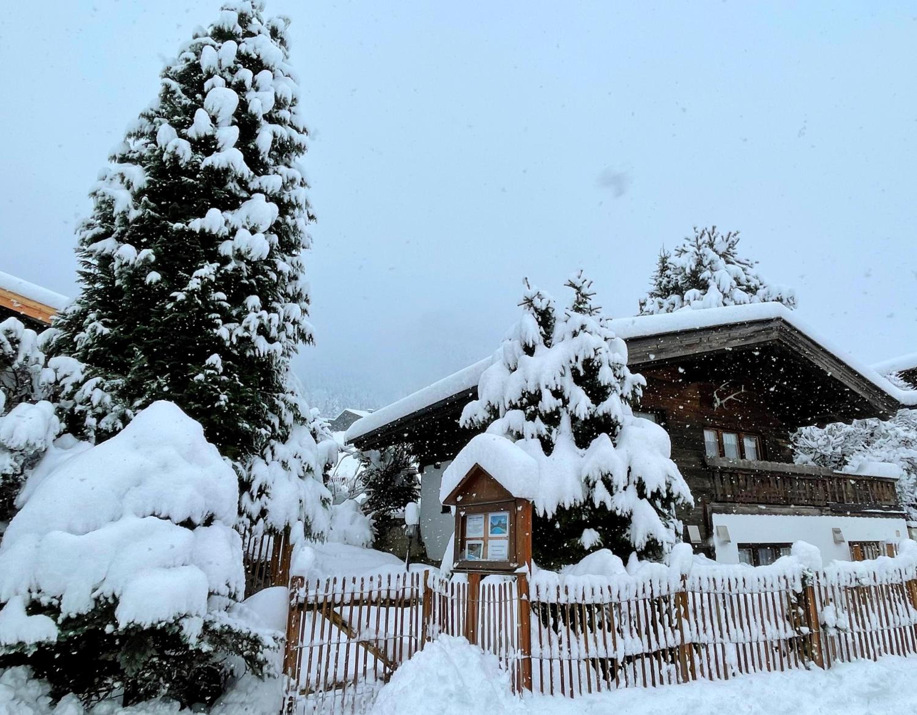 NINA's Chalet - by AlpenLuxus Collection