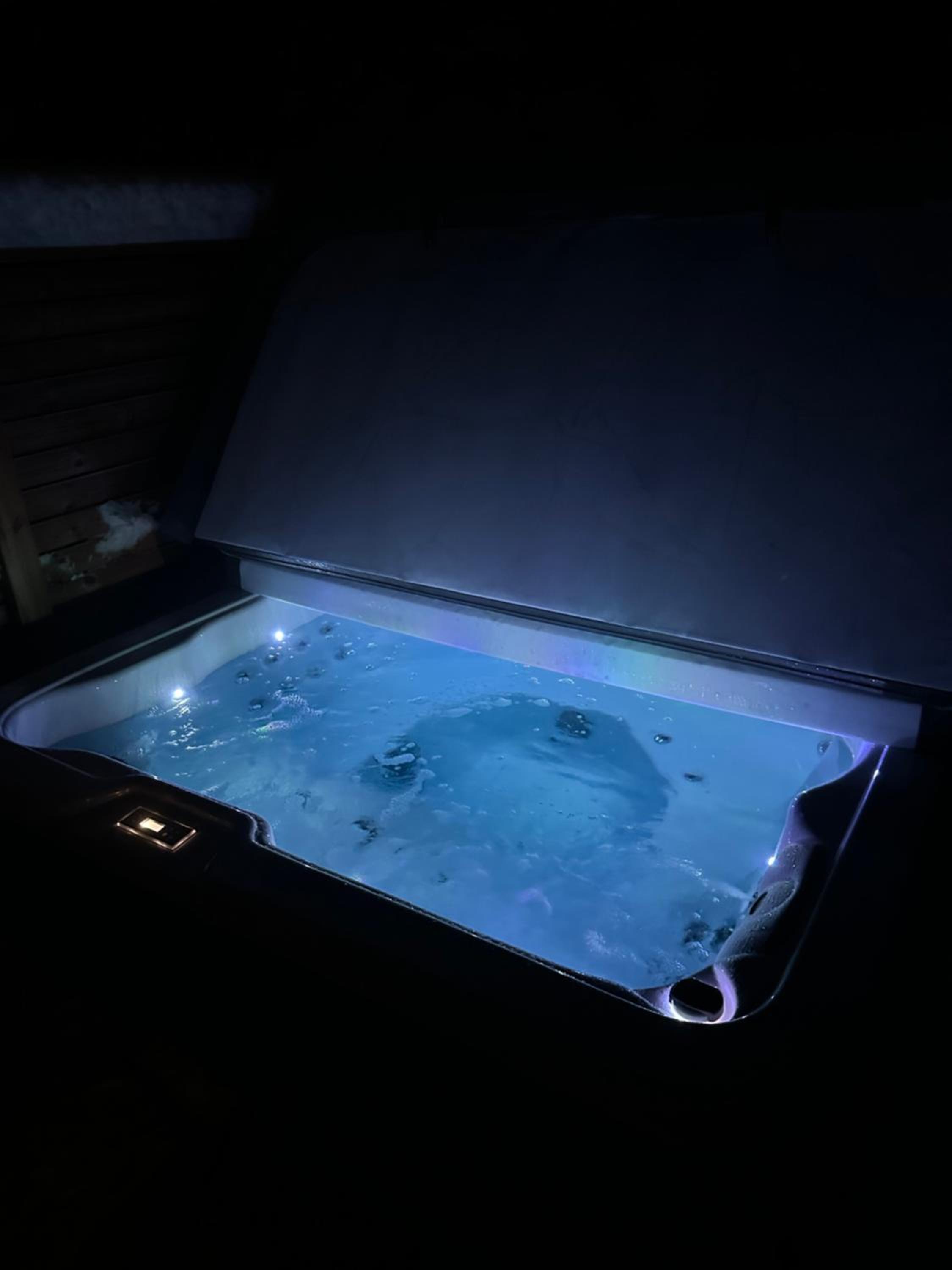Levi Aurora Sky