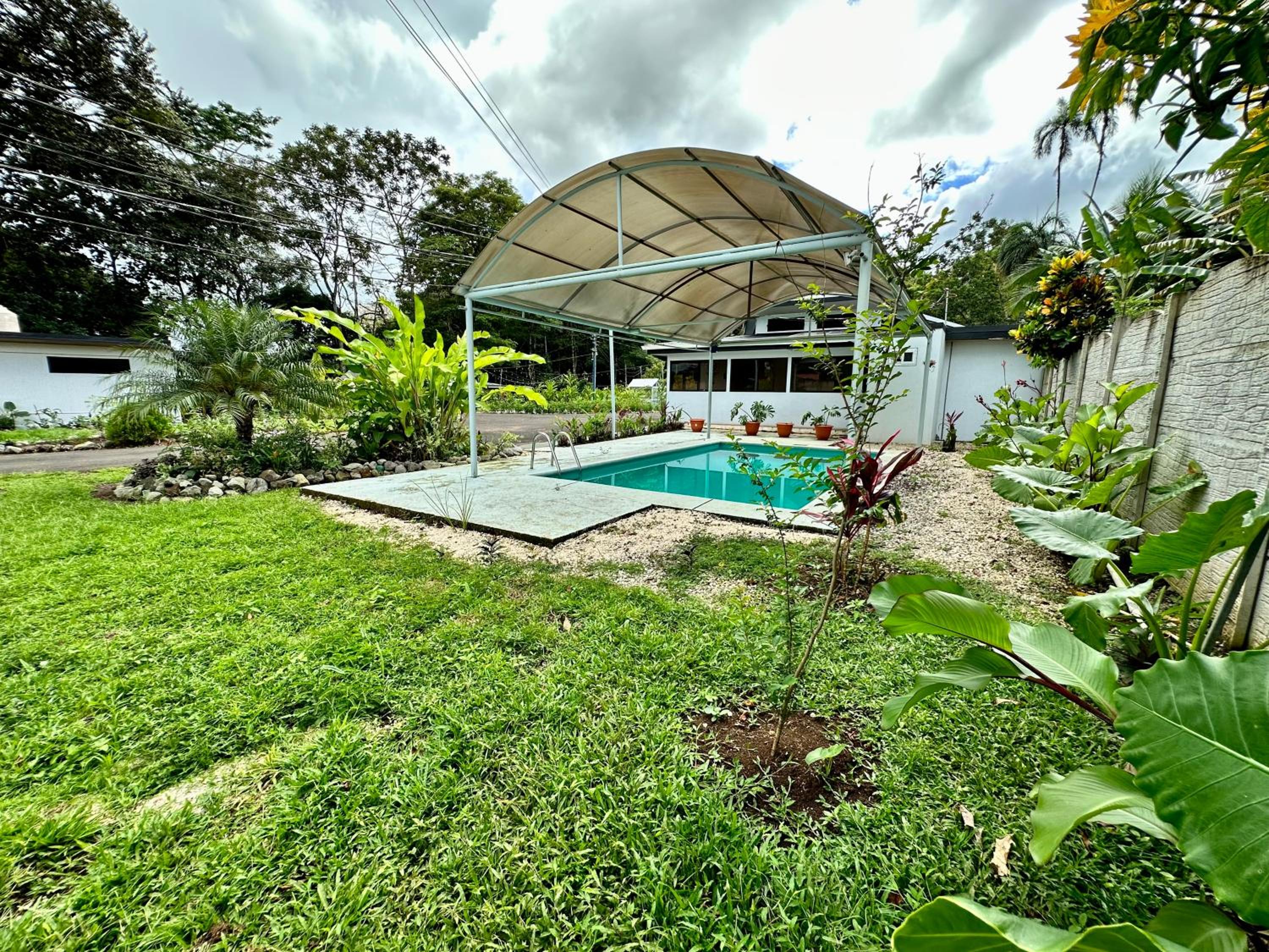 Almendros Eco-Villas