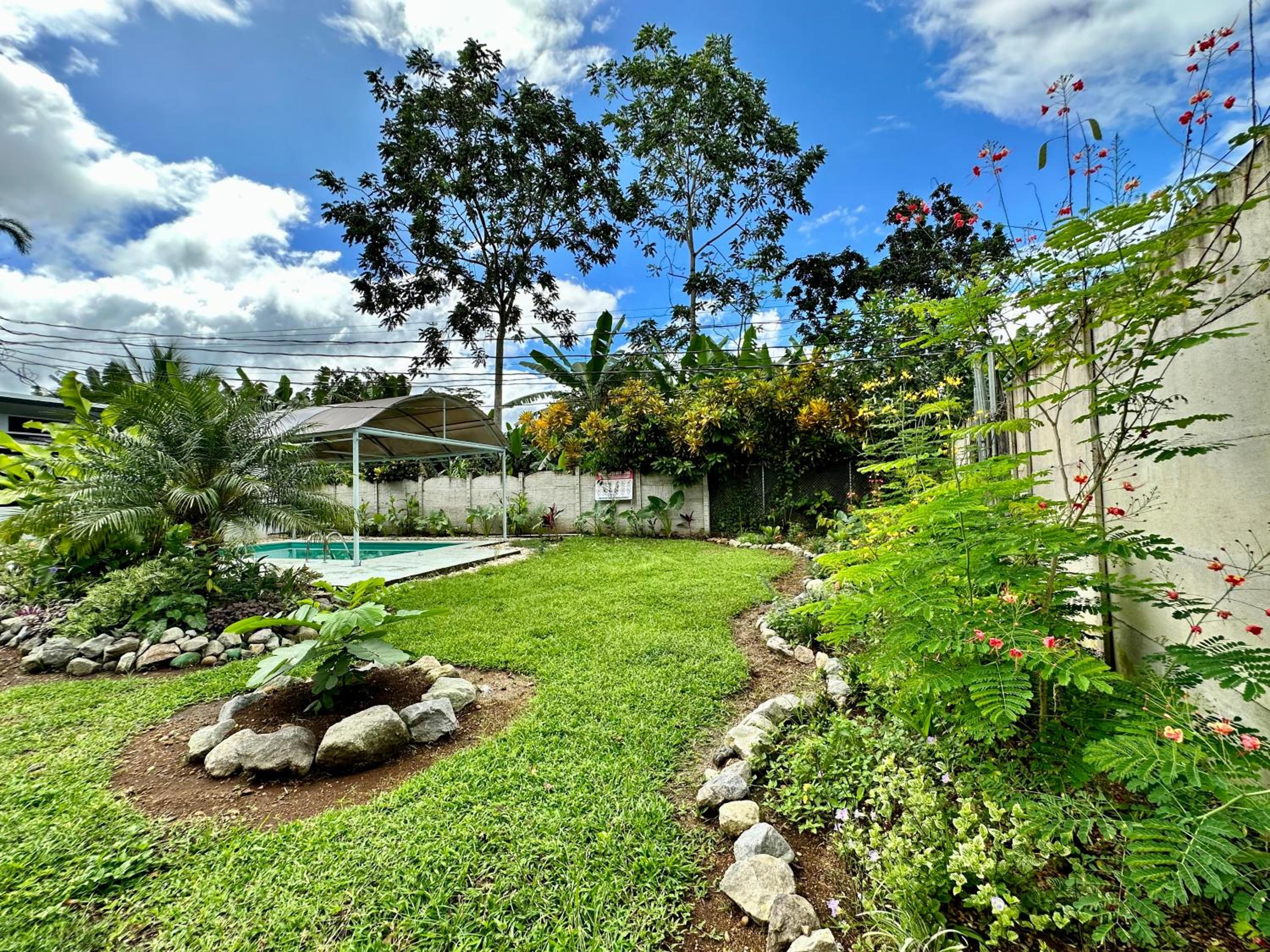 Almendros Eco-Villas