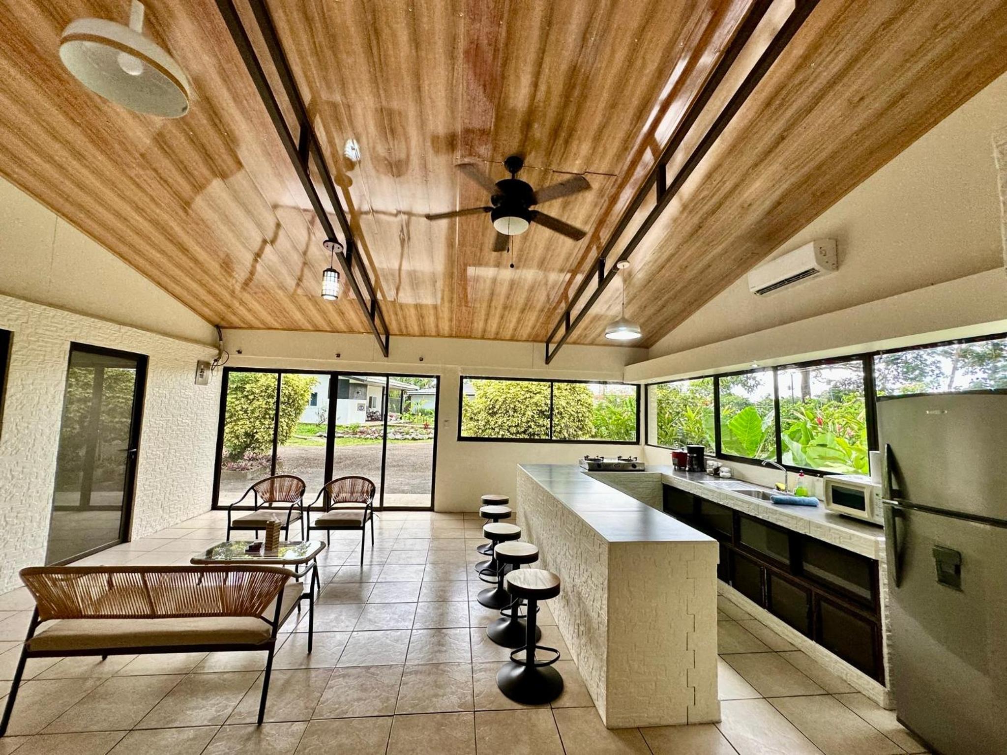 Almendros Eco-Villas