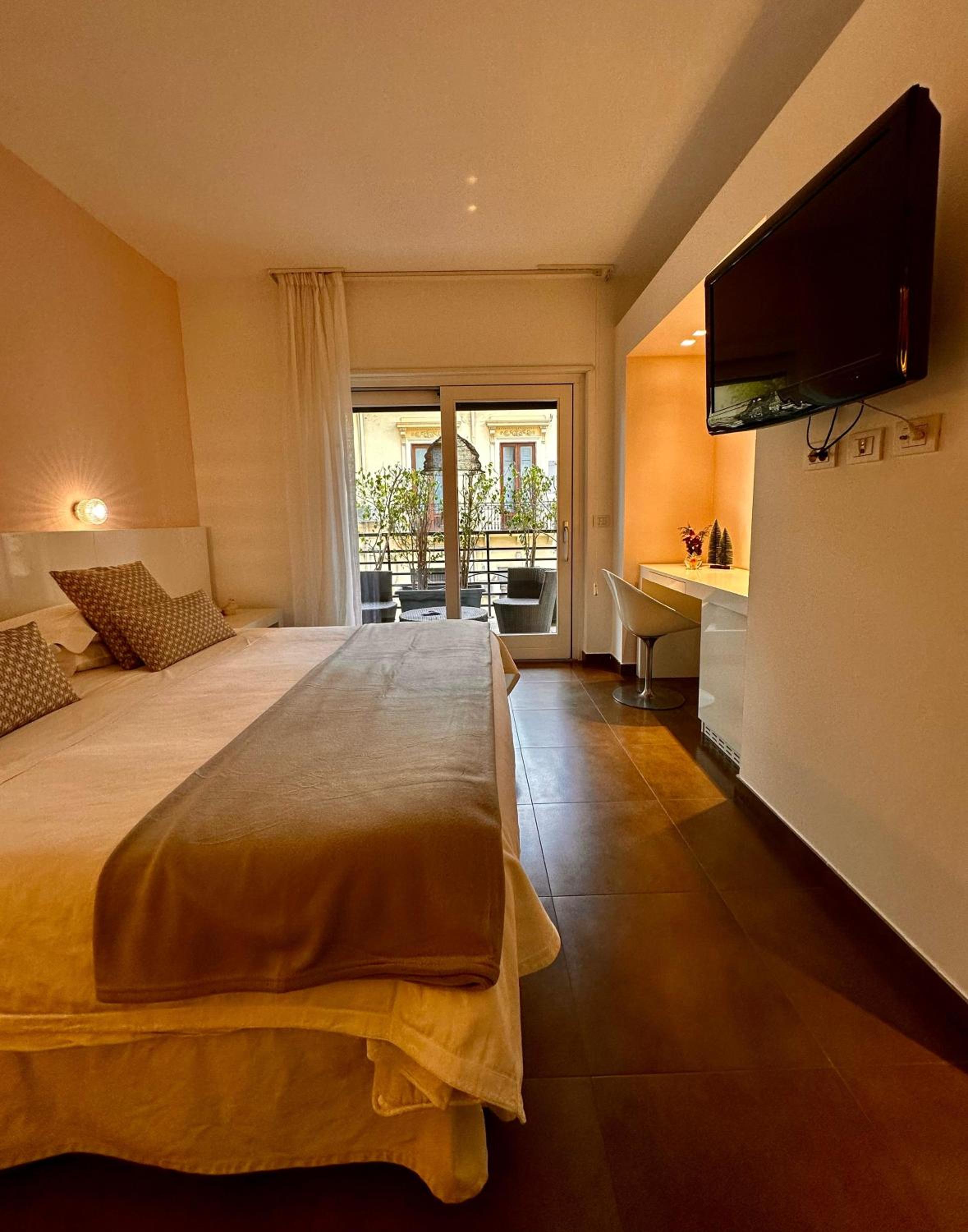 hotel room