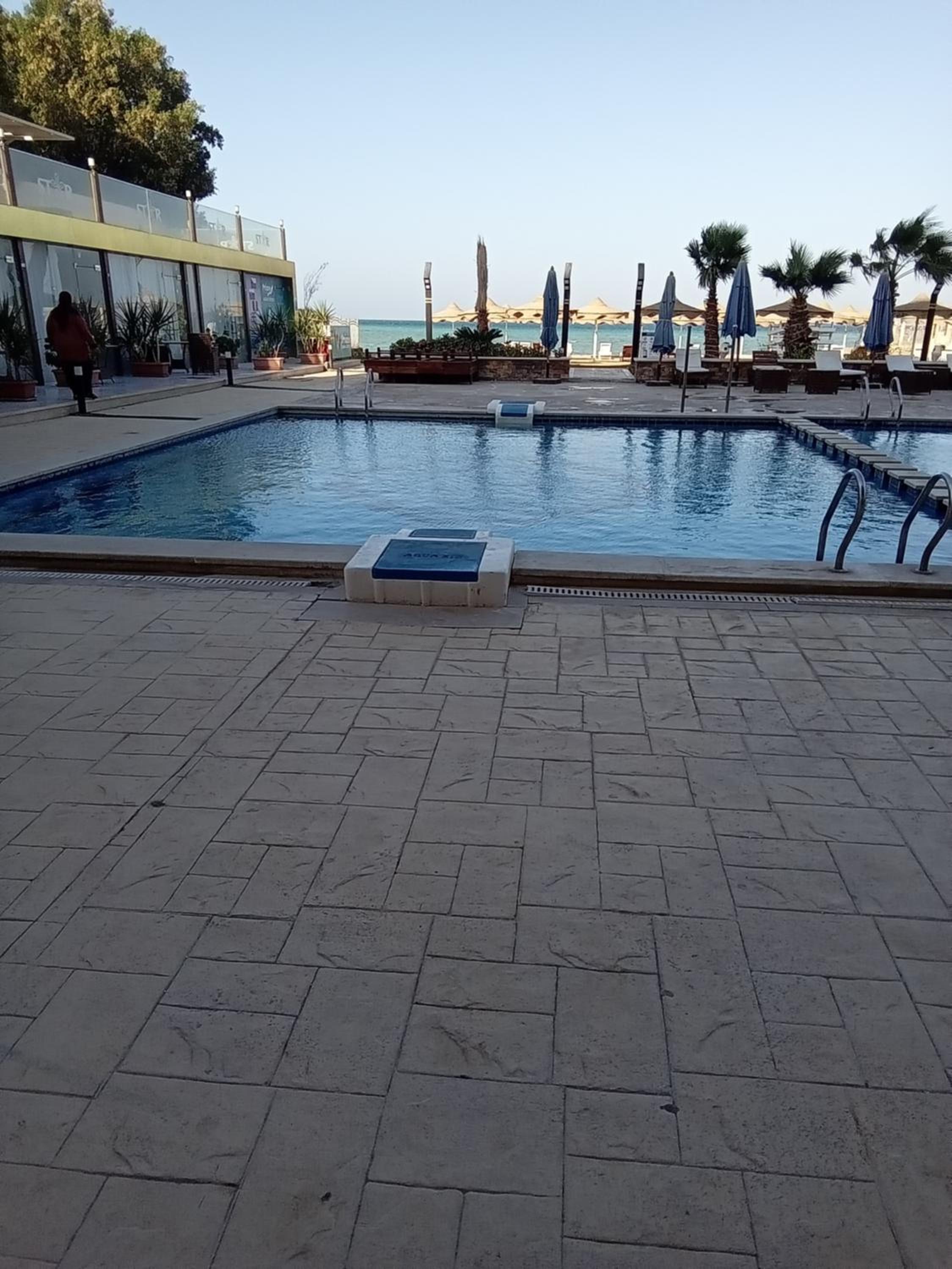 Casablanca star for families and couples only