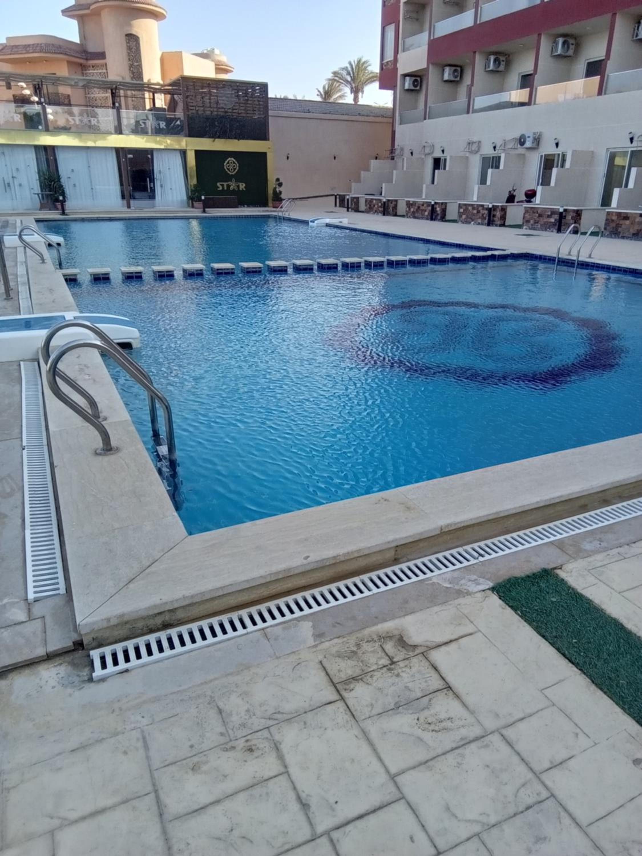 Casablanca star for families and couples only