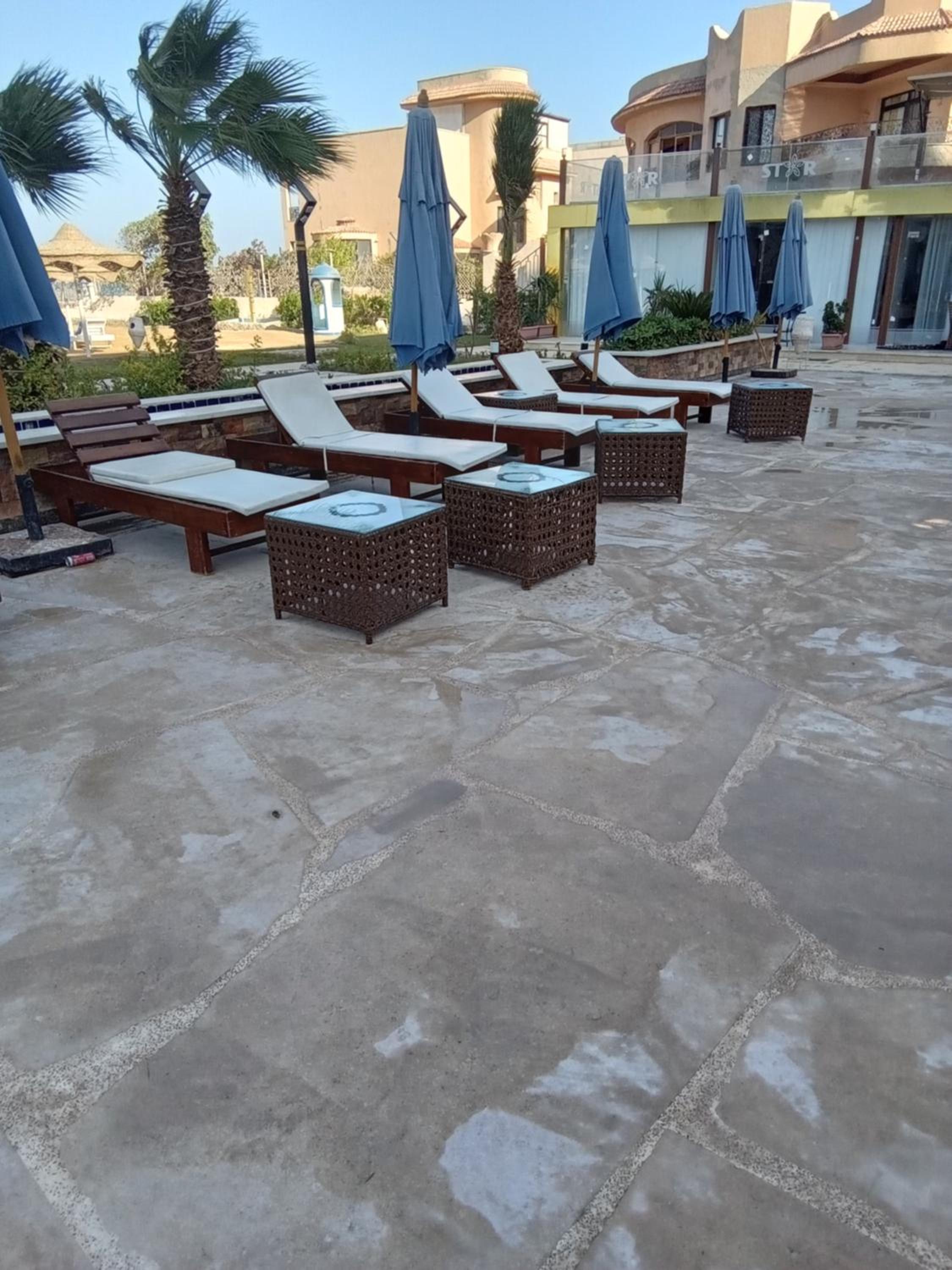 Casablanca star for families and couples only