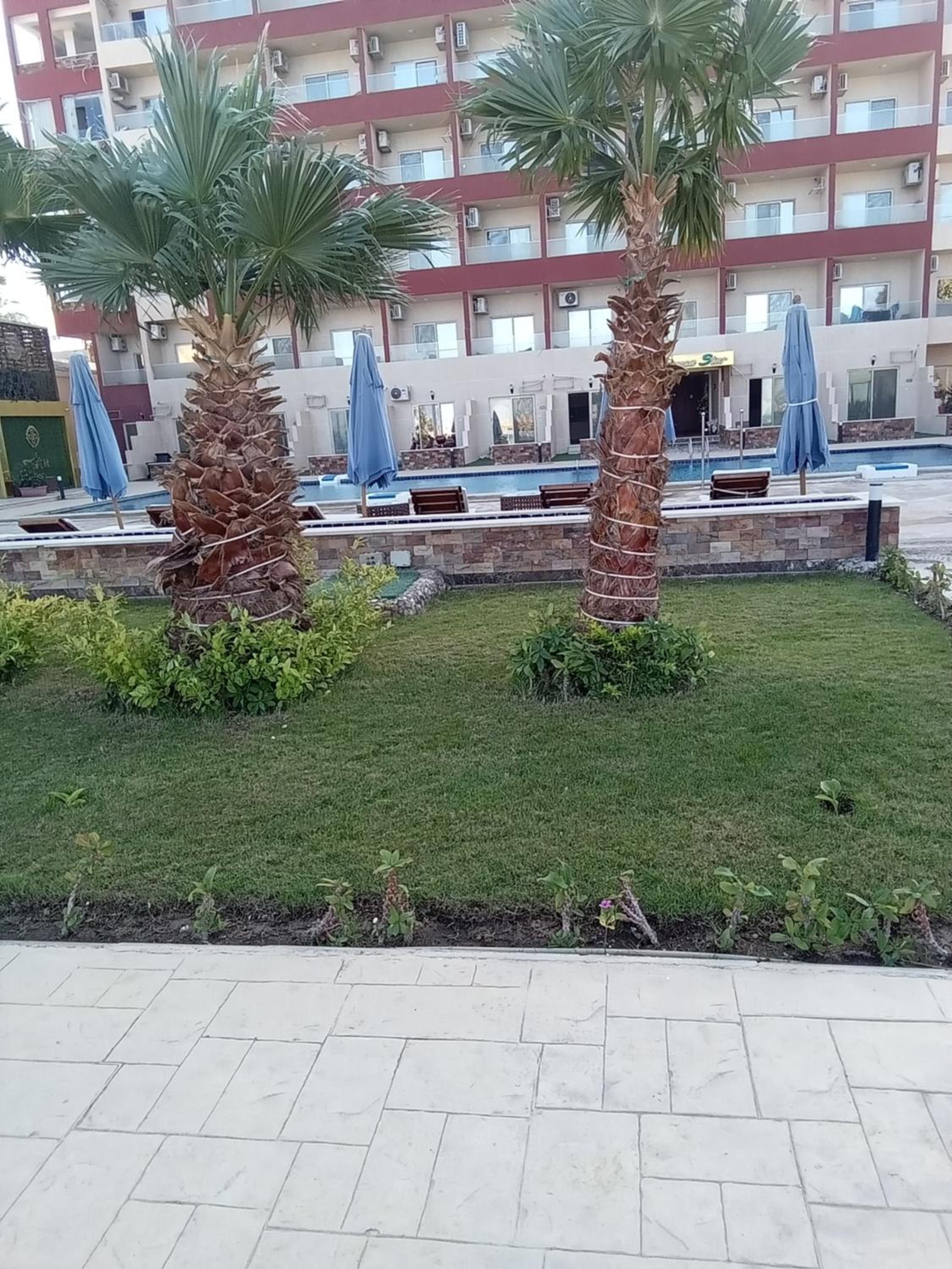 Casablanca star for families and couples only