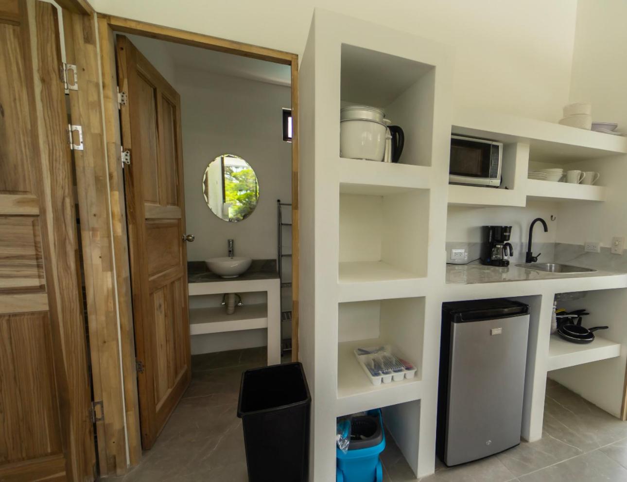 Dos Mangos Vacation Rentals
