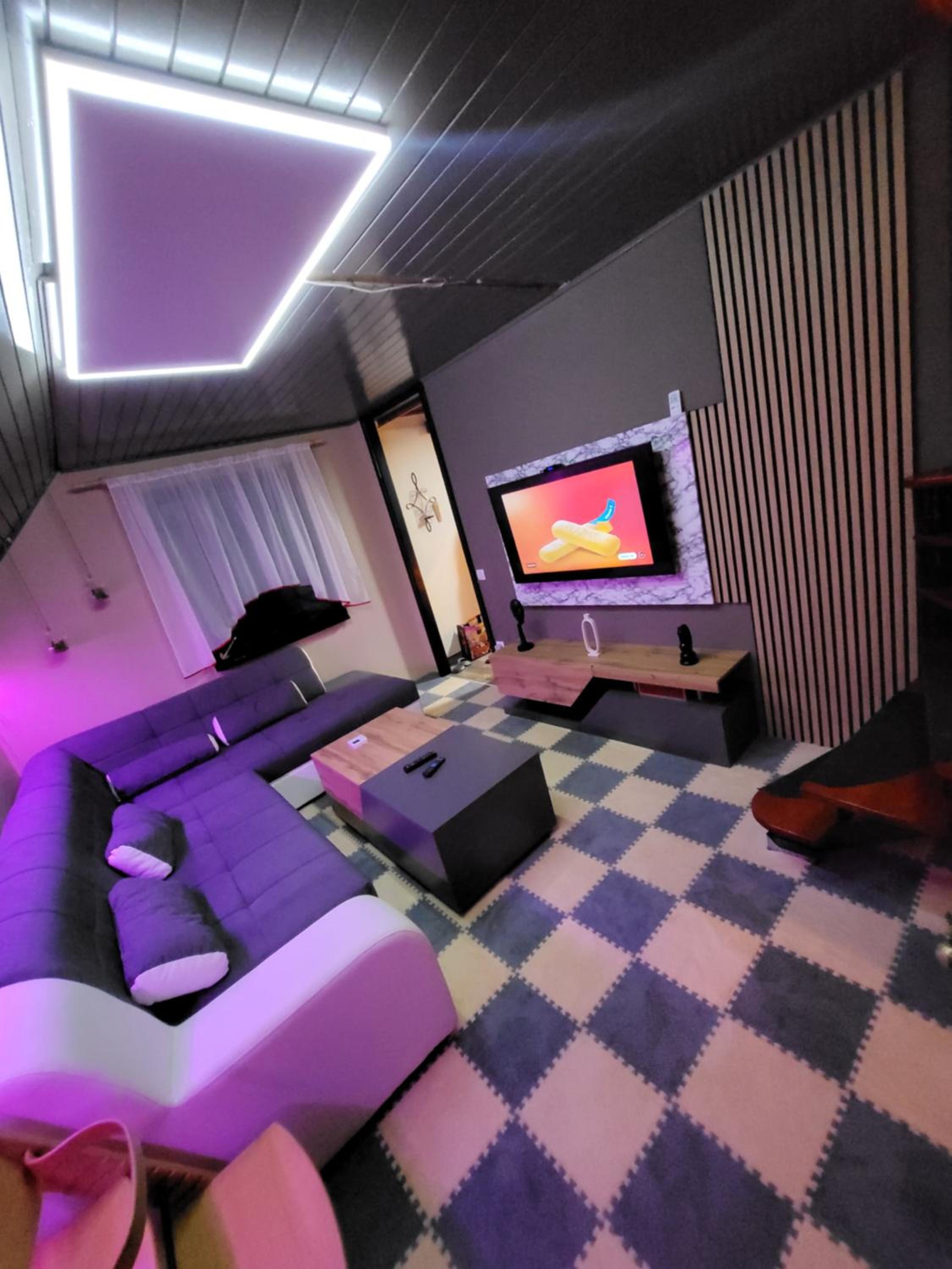 Alpinejka House