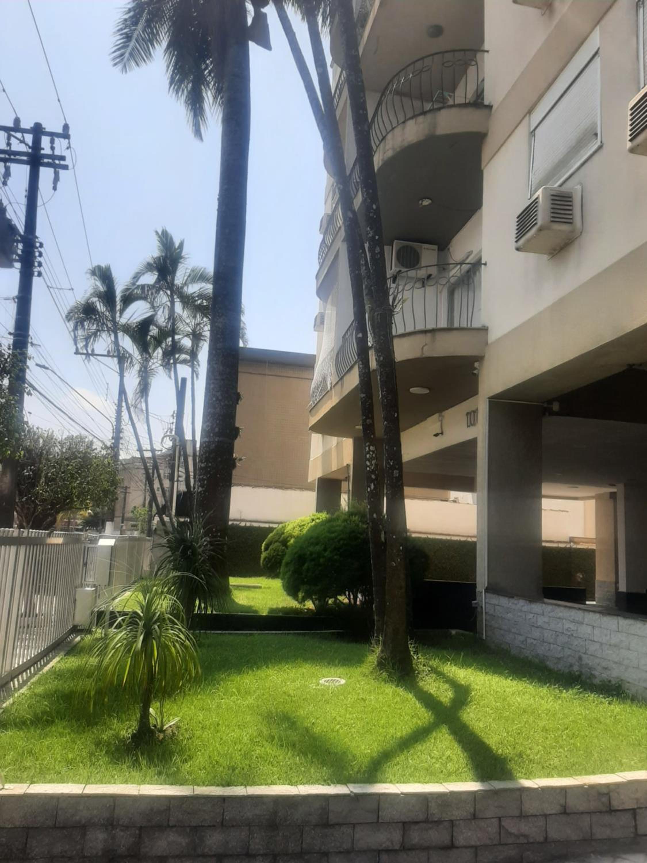 Apto Amplo, confortável, bem localizado, Astúrias