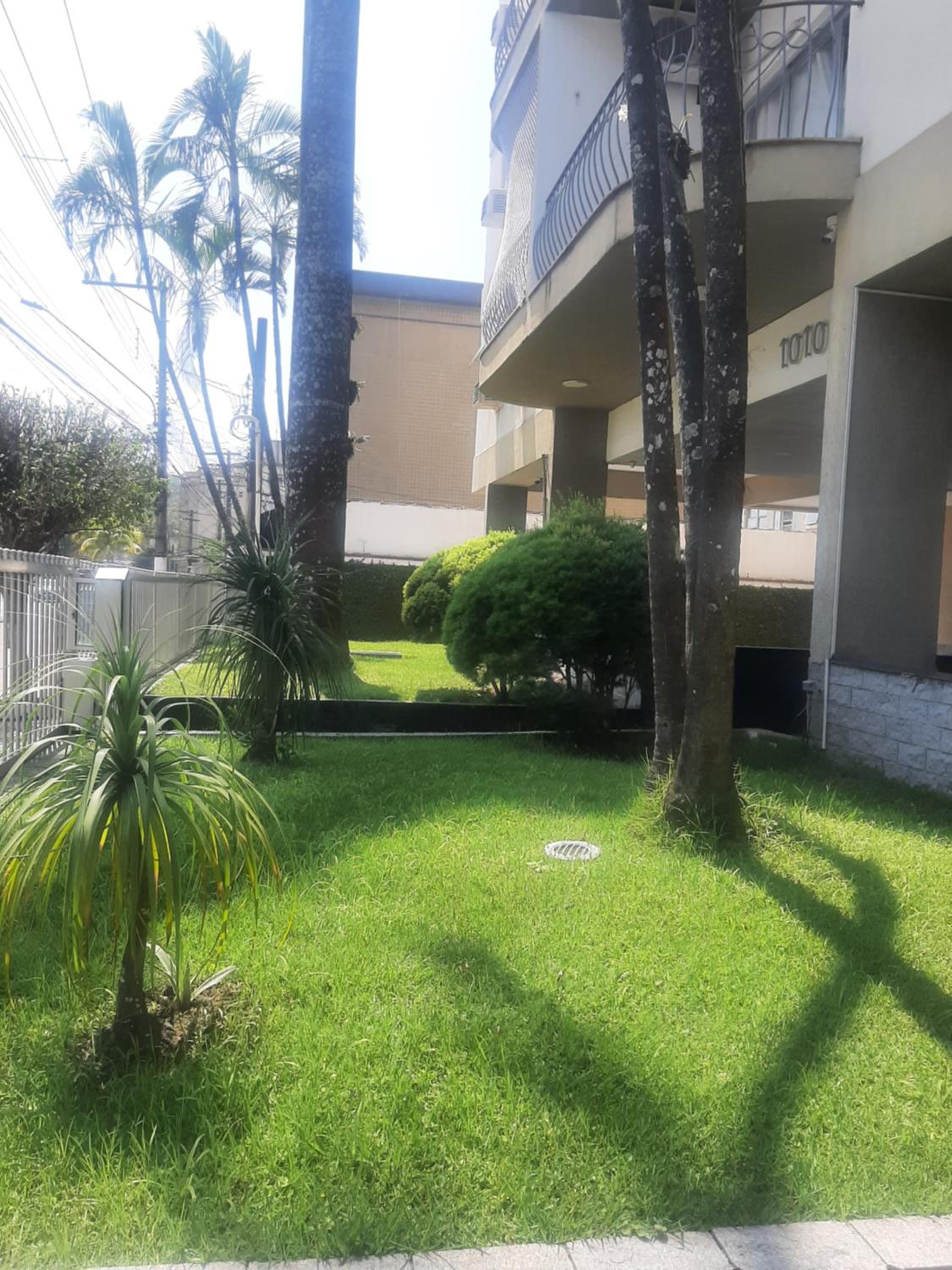Apto Amplo, confortável, bem localizado, Astúrias