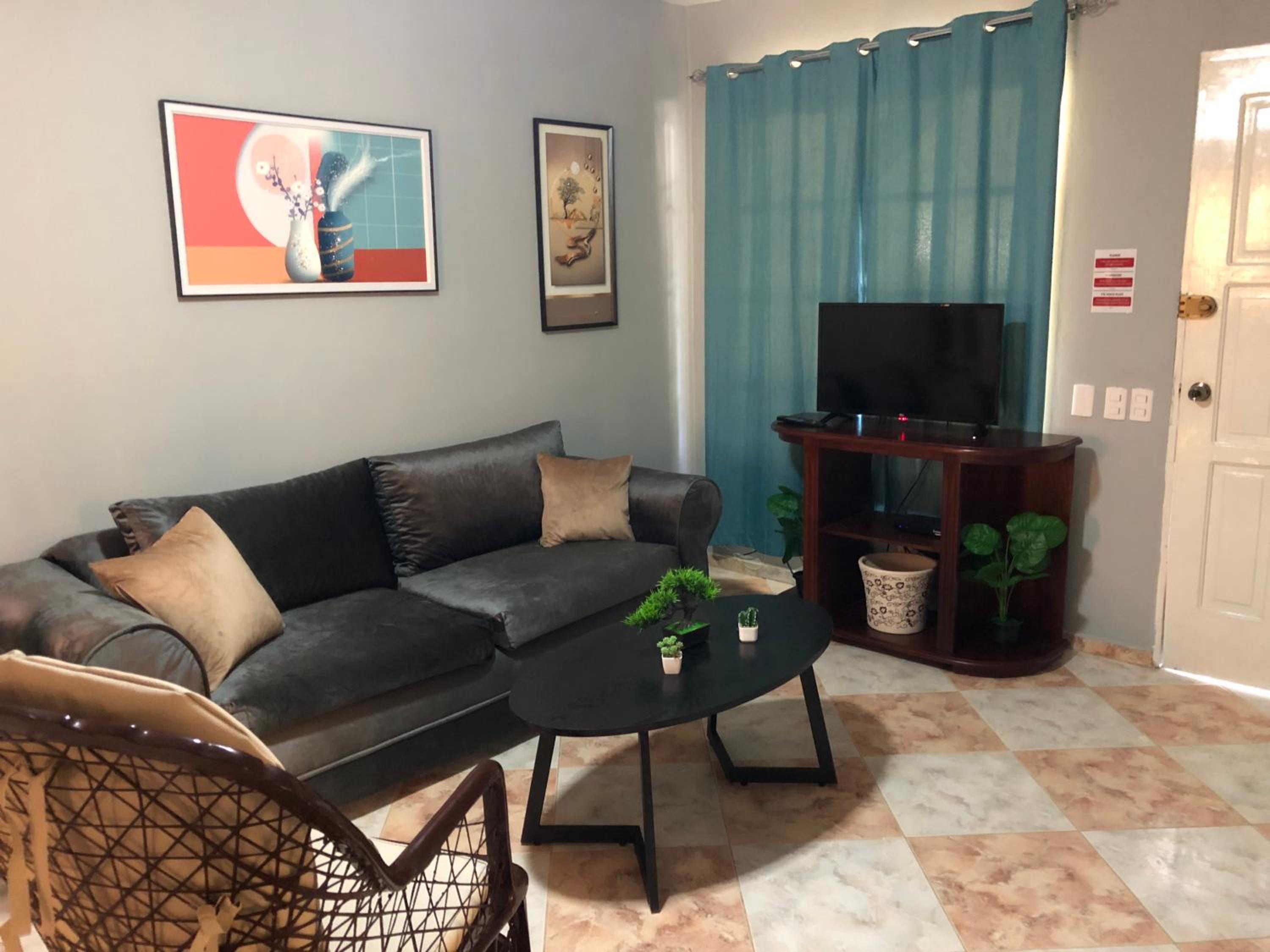 Quiet Charming Apartment #1