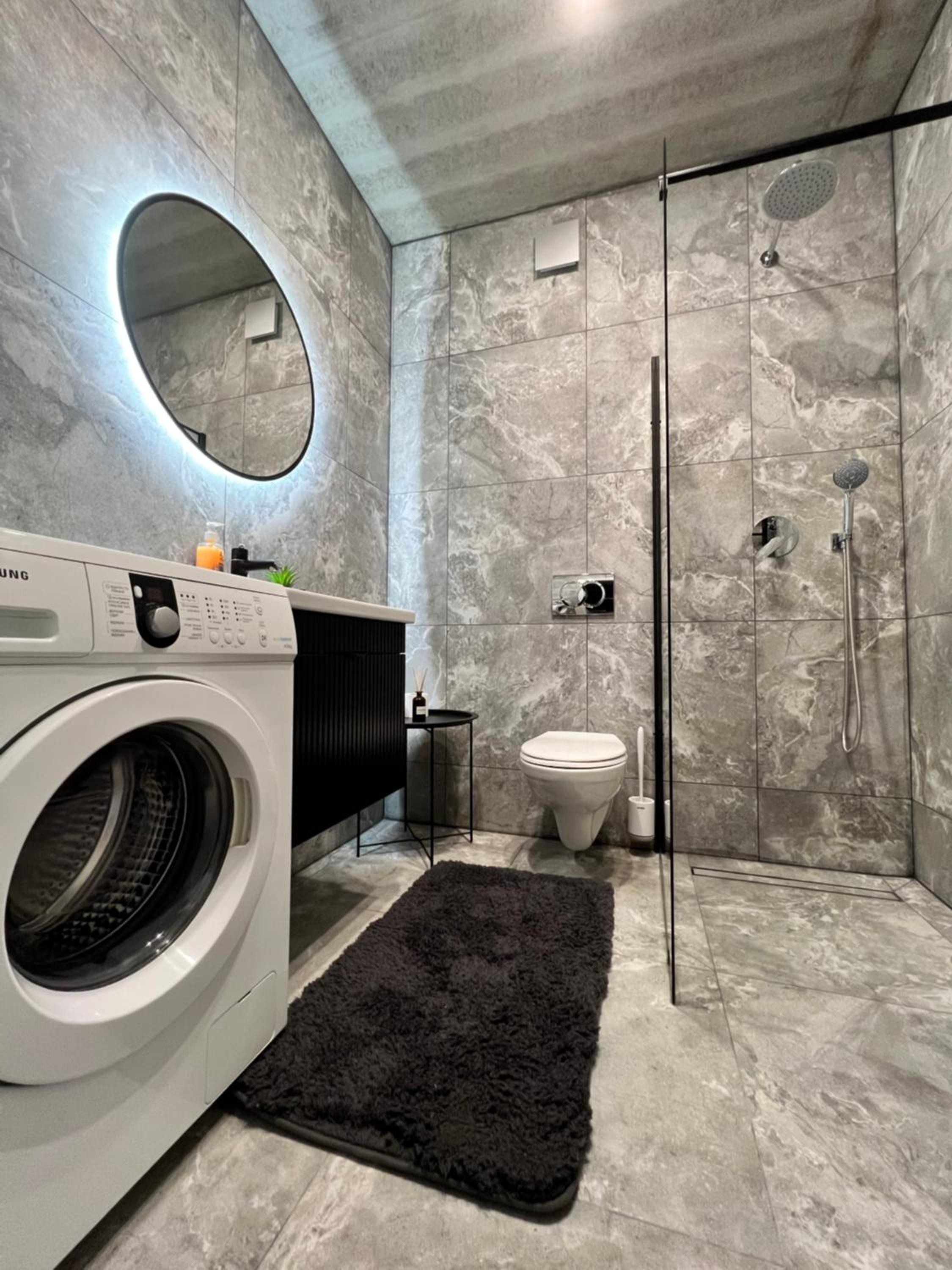 Gold Apartment Vysochana18