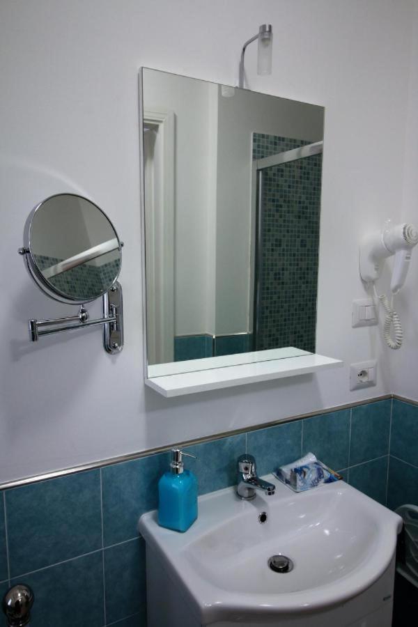 La Rosatea Rooms view 5