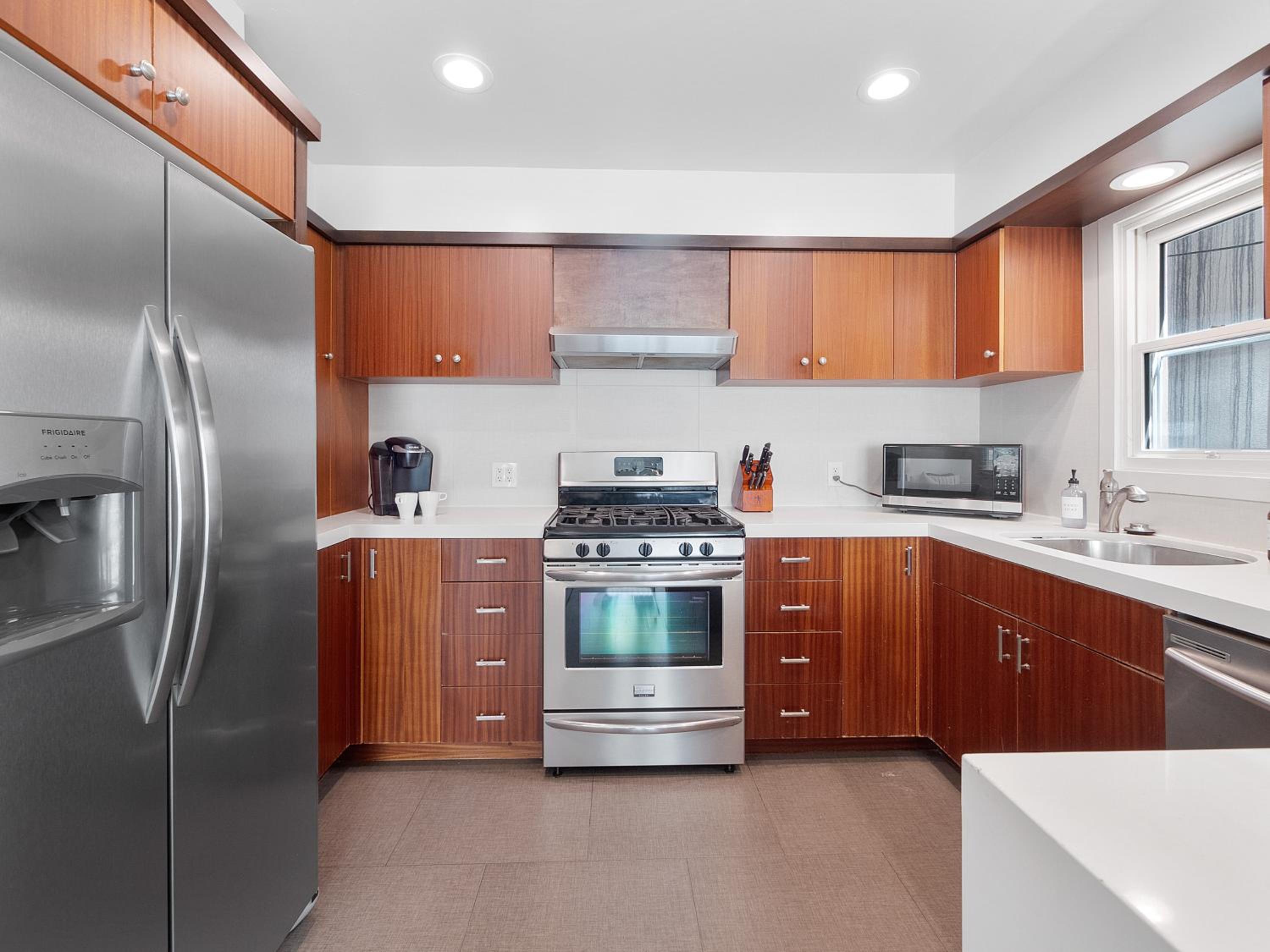 Ocean View Beach Haven! Steps2Beach & Pet Friendly! view 4