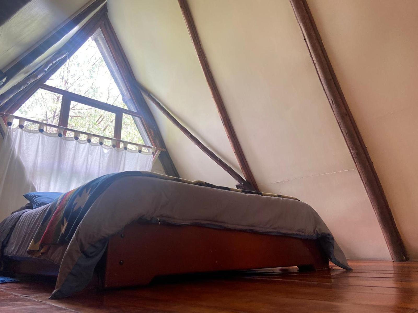 The lookout Hideaway cabin