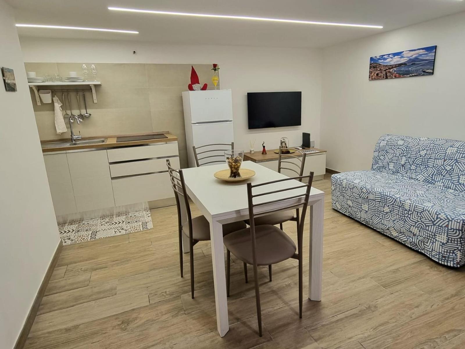 Casa comoda e centrale in quartiere storico di Napoli