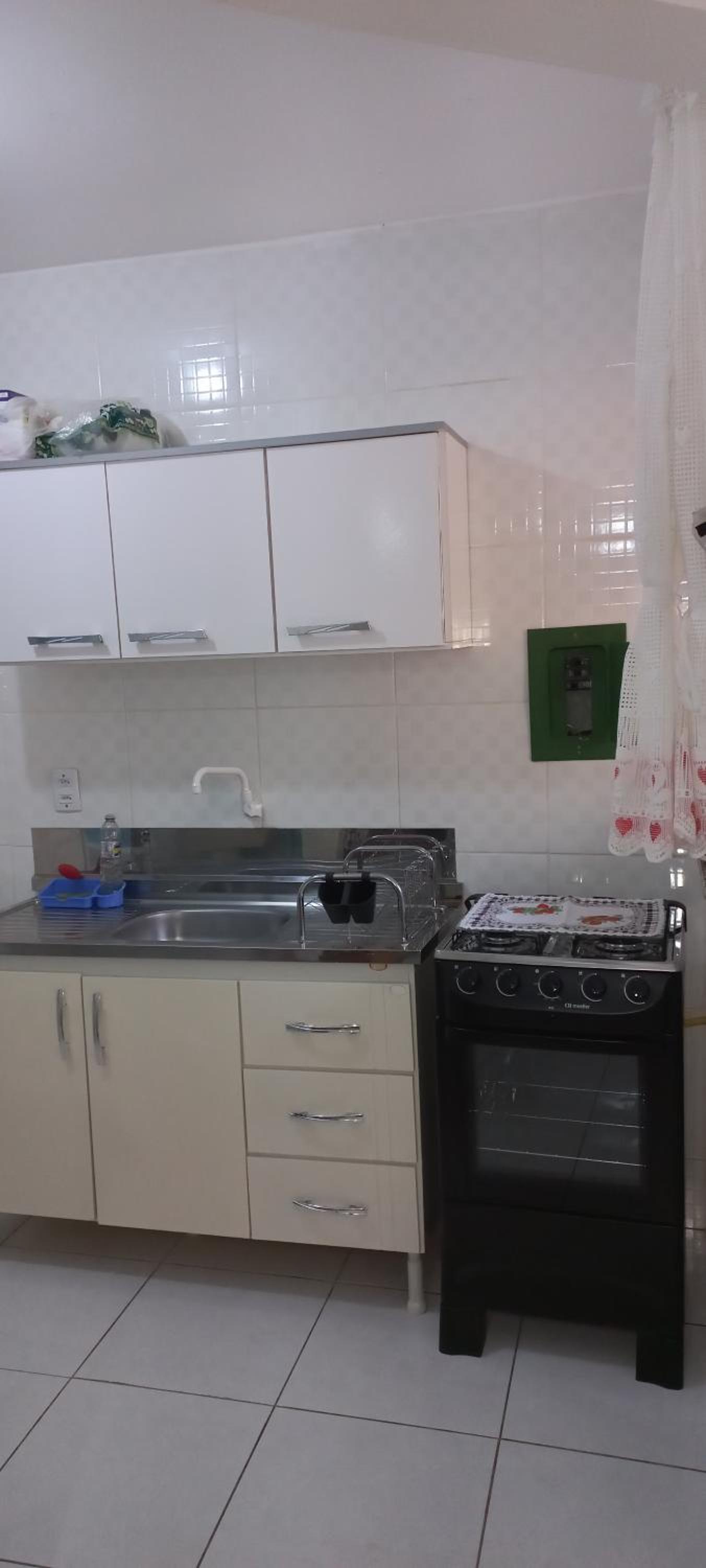 Matinhos 150 metros da praia