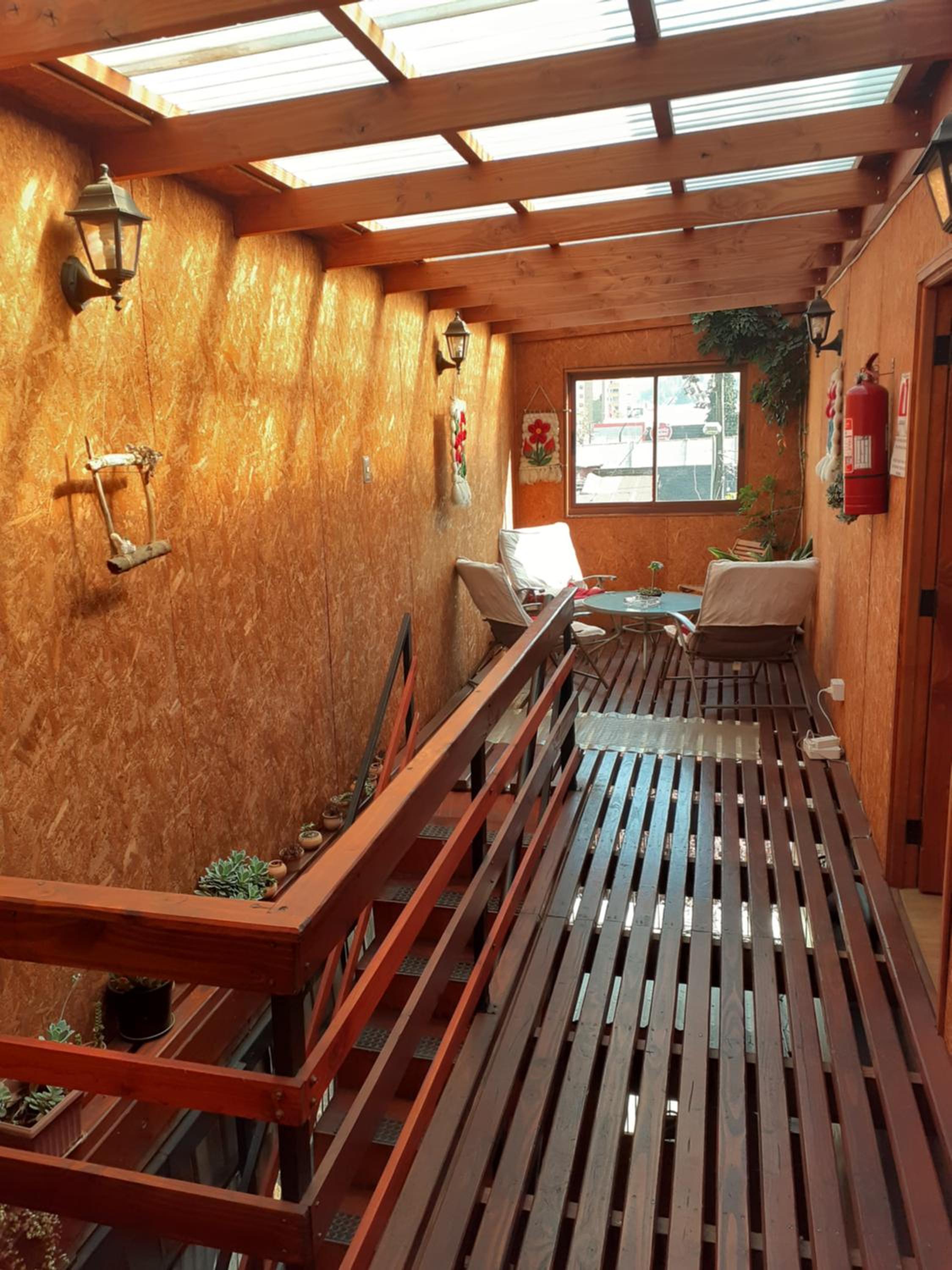 HOSTAL IROS