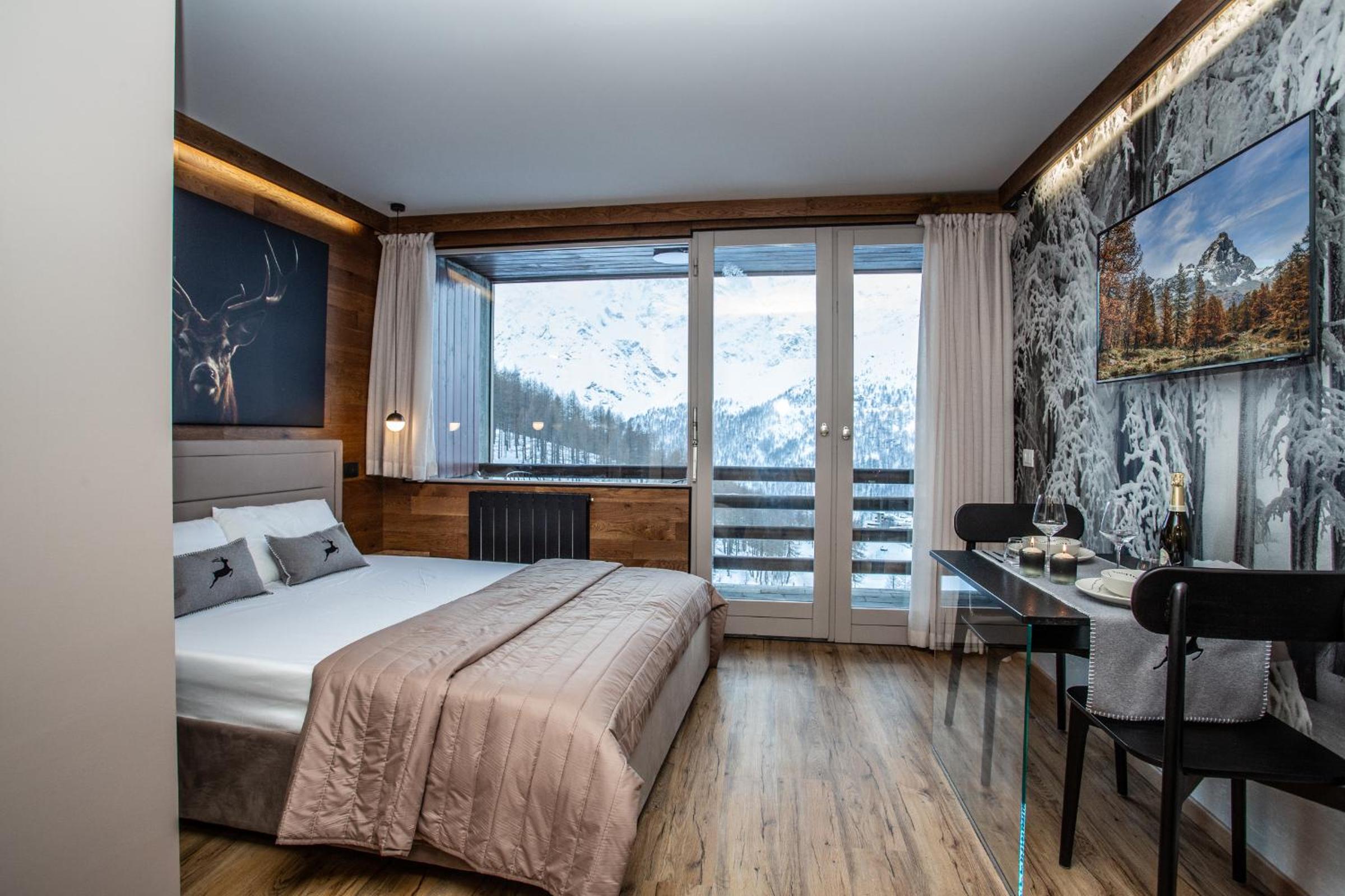 hotel room
