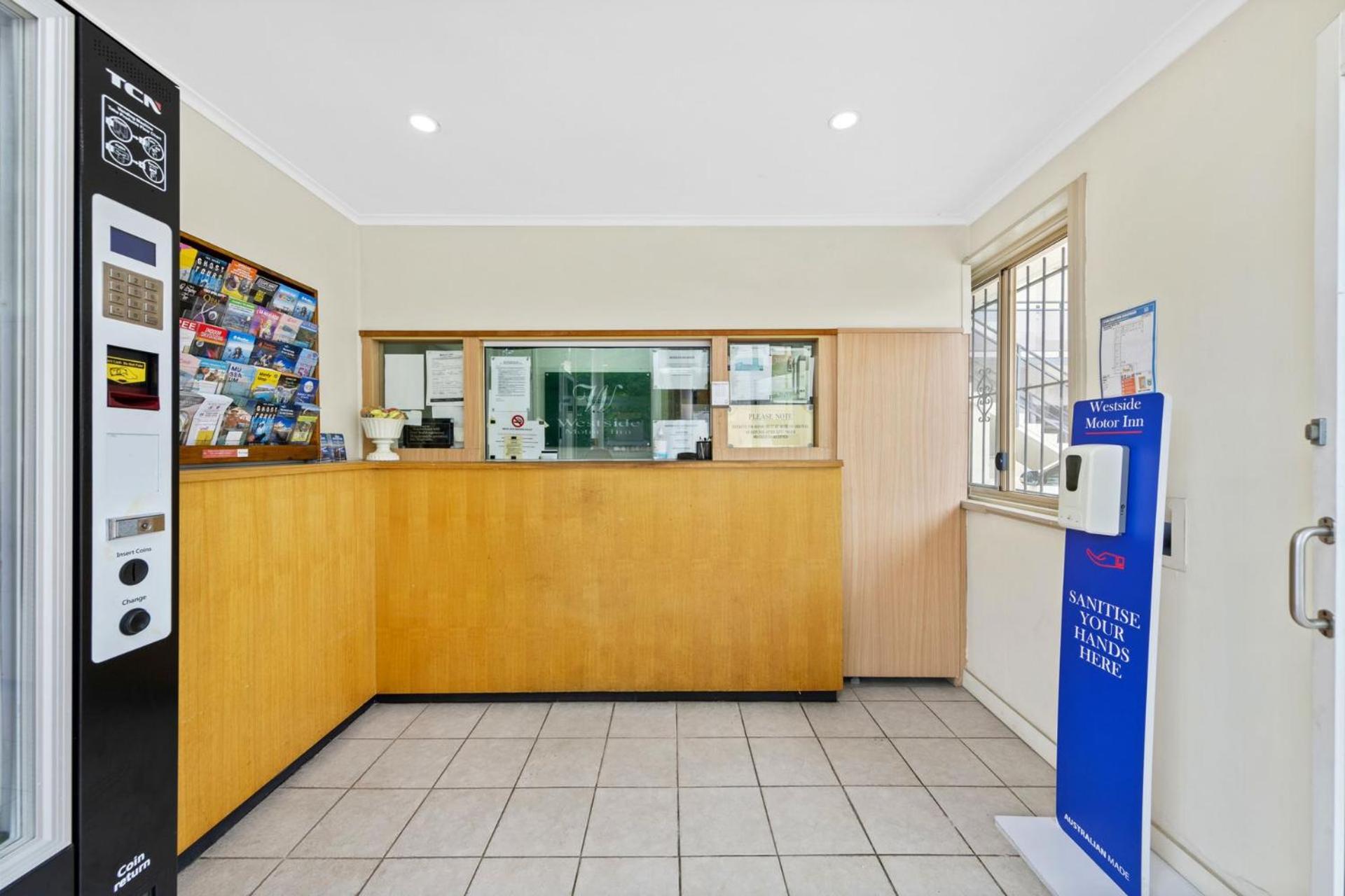 Westside Motor Inn