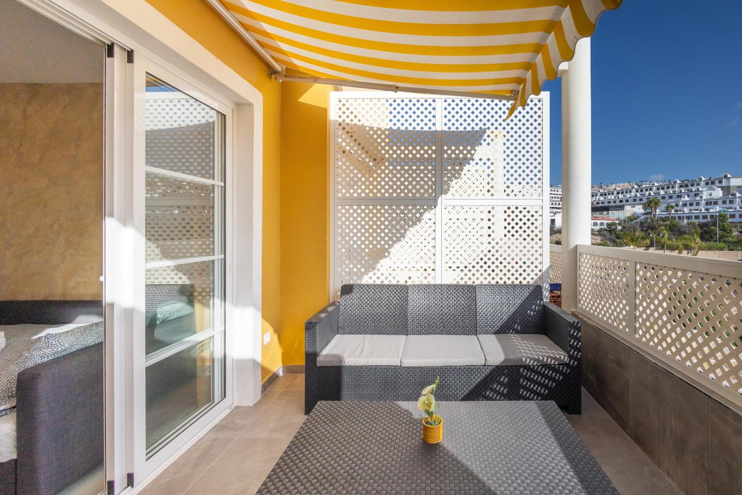 Golden Orlando Sunny Terrace Home by Love