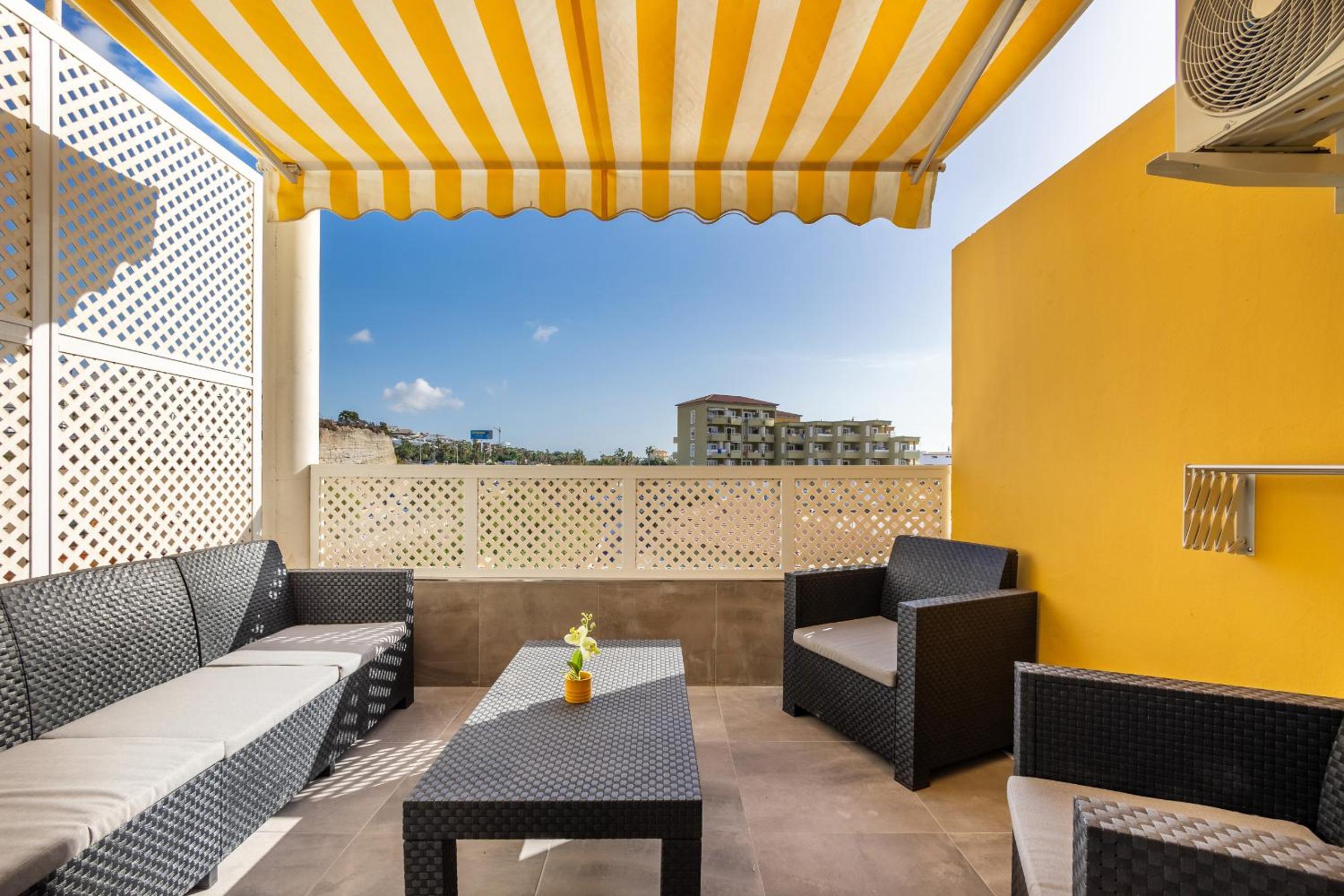 Golden Orlando Sunny Terrace Home by Love