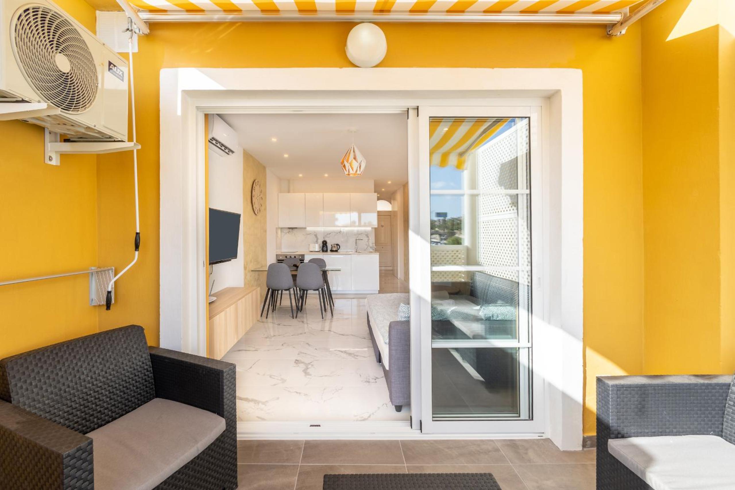 Golden Orlando Sunny Terrace Home by Love