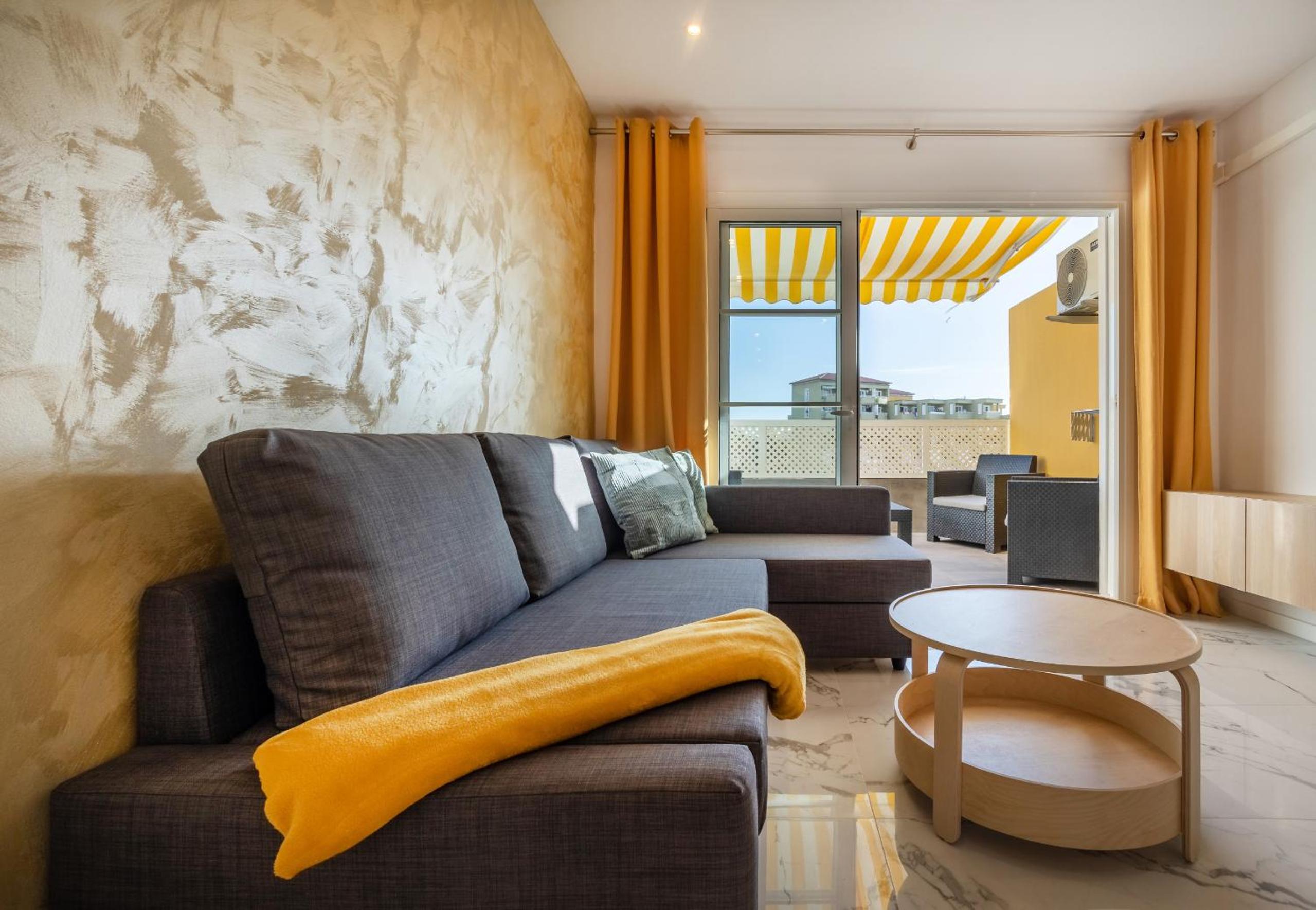 Golden Orlando Sunny Terrace Home by Love