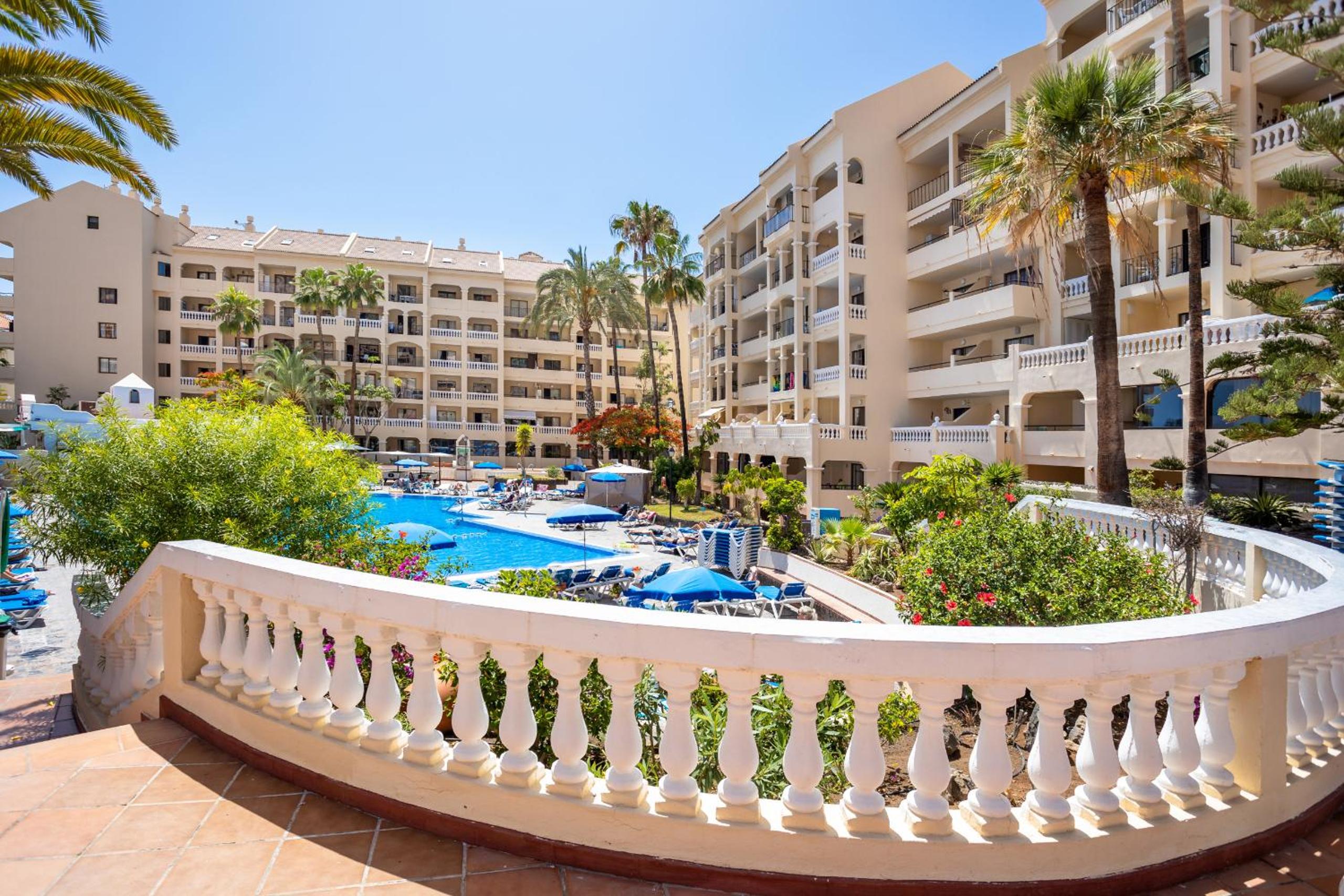 Castle Harbour Luxury Family Home Heated Pool by LoveTenerife