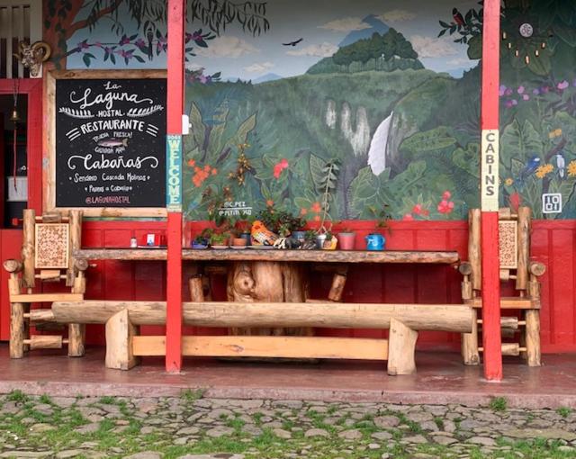 Hostal La Laguna