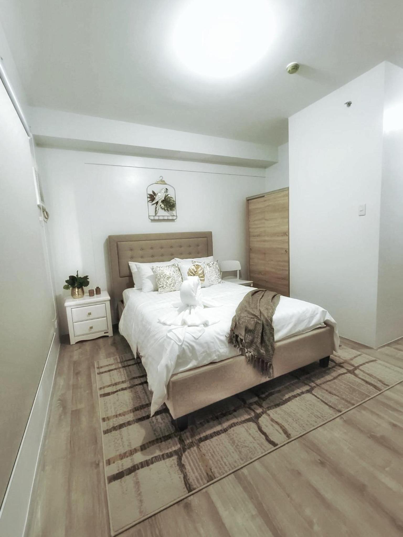 Minimalist Condo Studio at Messavire Garden Residence near Ruins Bacolod view 5
