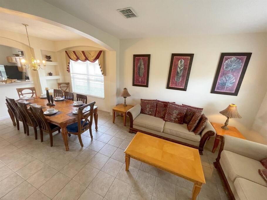 Family Disney Home, Pool, Spa, Nice view, Gated Resort -301
