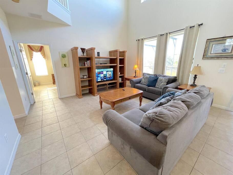 Family Disney Home, Pool, Spa, Nice view, Gated Resort -301