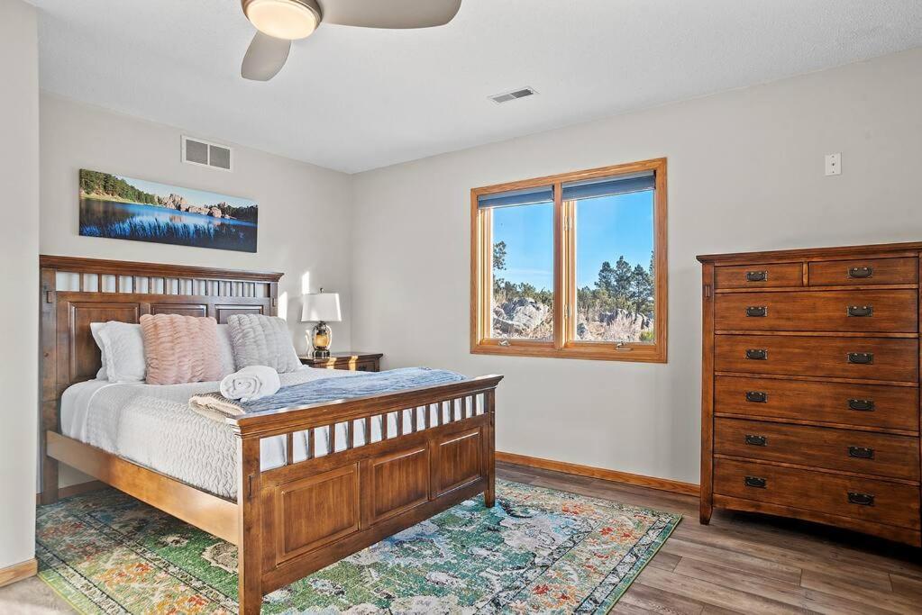 Lodge at Mount Rushmore