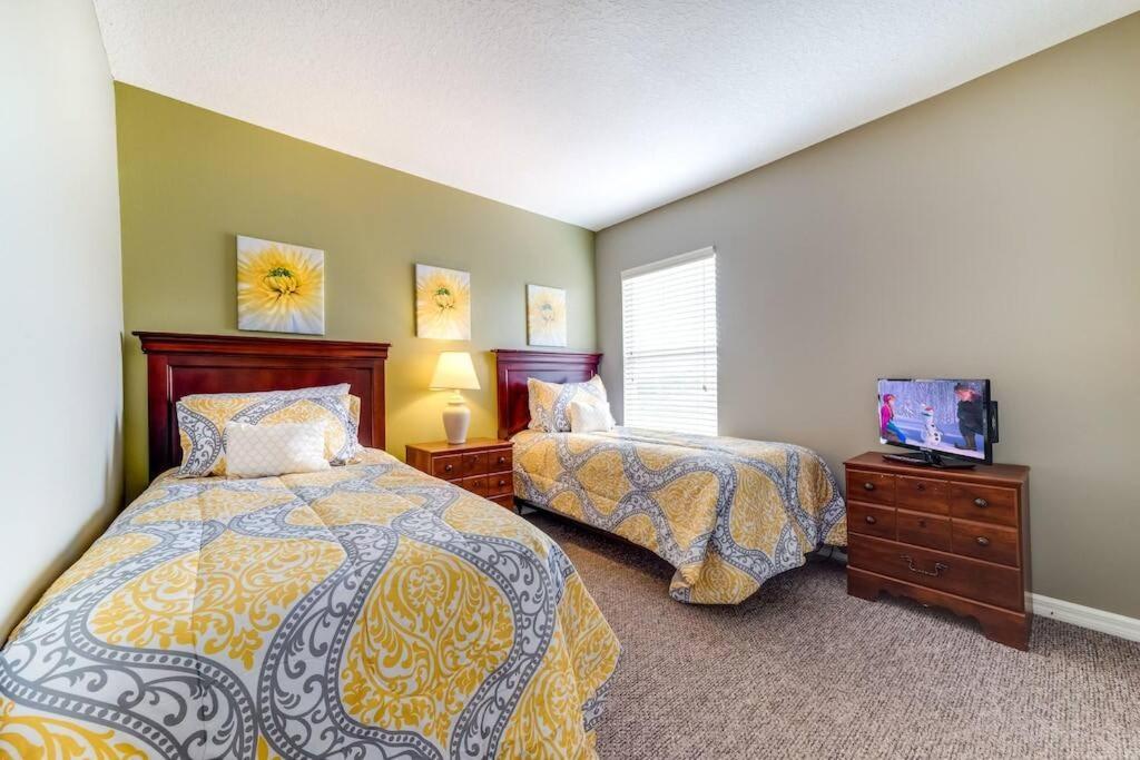 Family Pool Home, Gated Resort, near Disney & golf -209