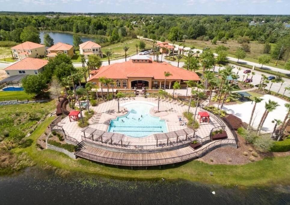 Family Pool Home, Gated Resort, near Disney & golf -209