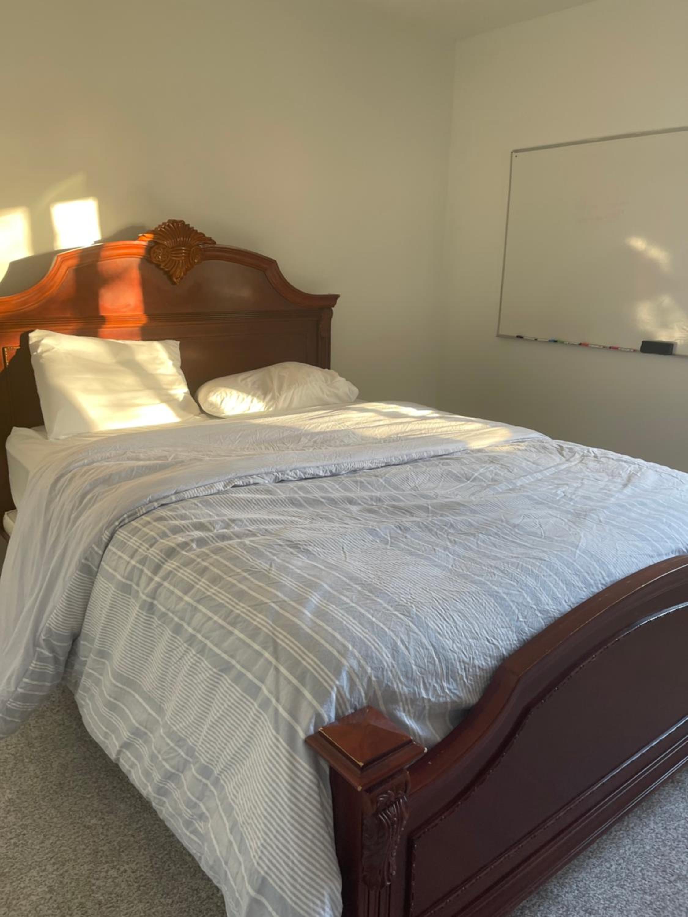 SmartHome-Omaha Homestay Rooms