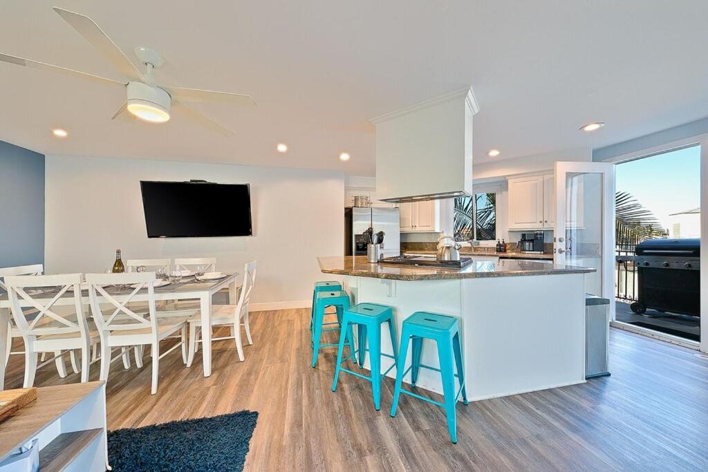 Stunning South Mission Home with Private Rooftop & Ocean Views! view 2