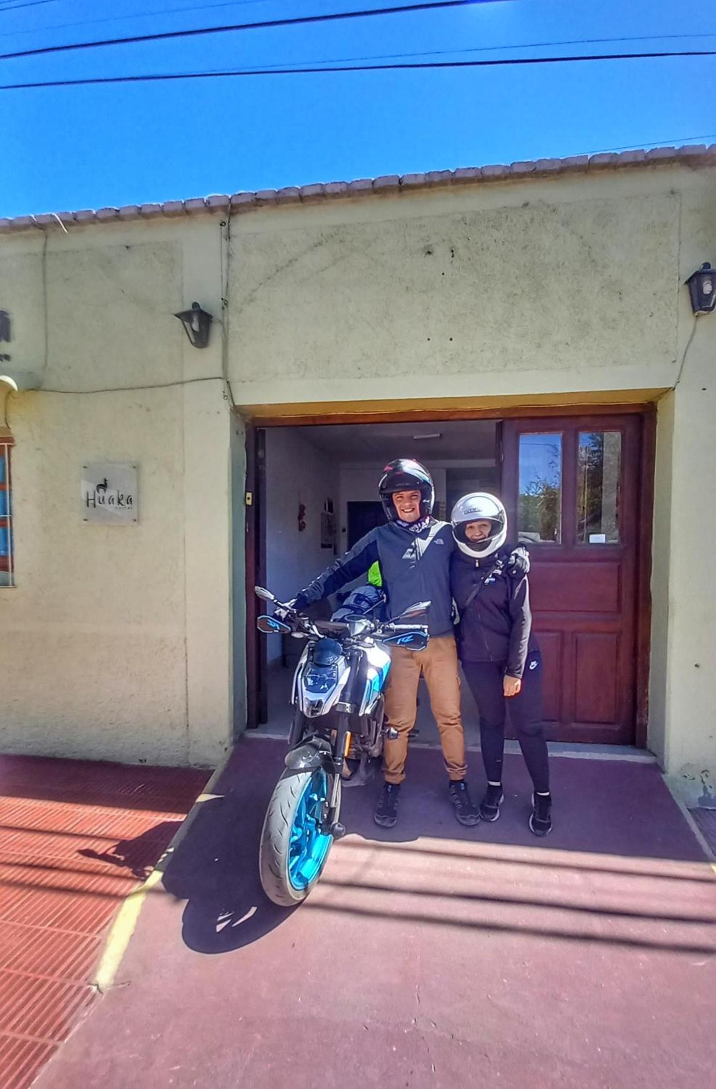 Huaka Hostel and Guest house