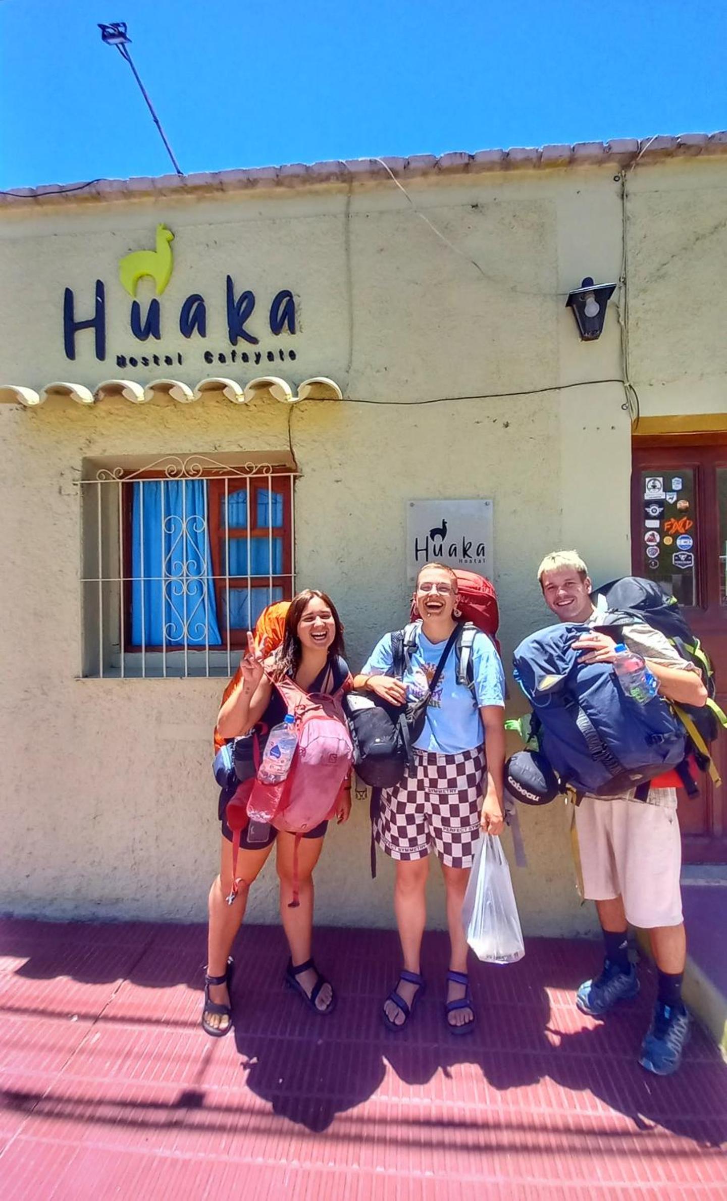 Huaka Hostel and Guest house