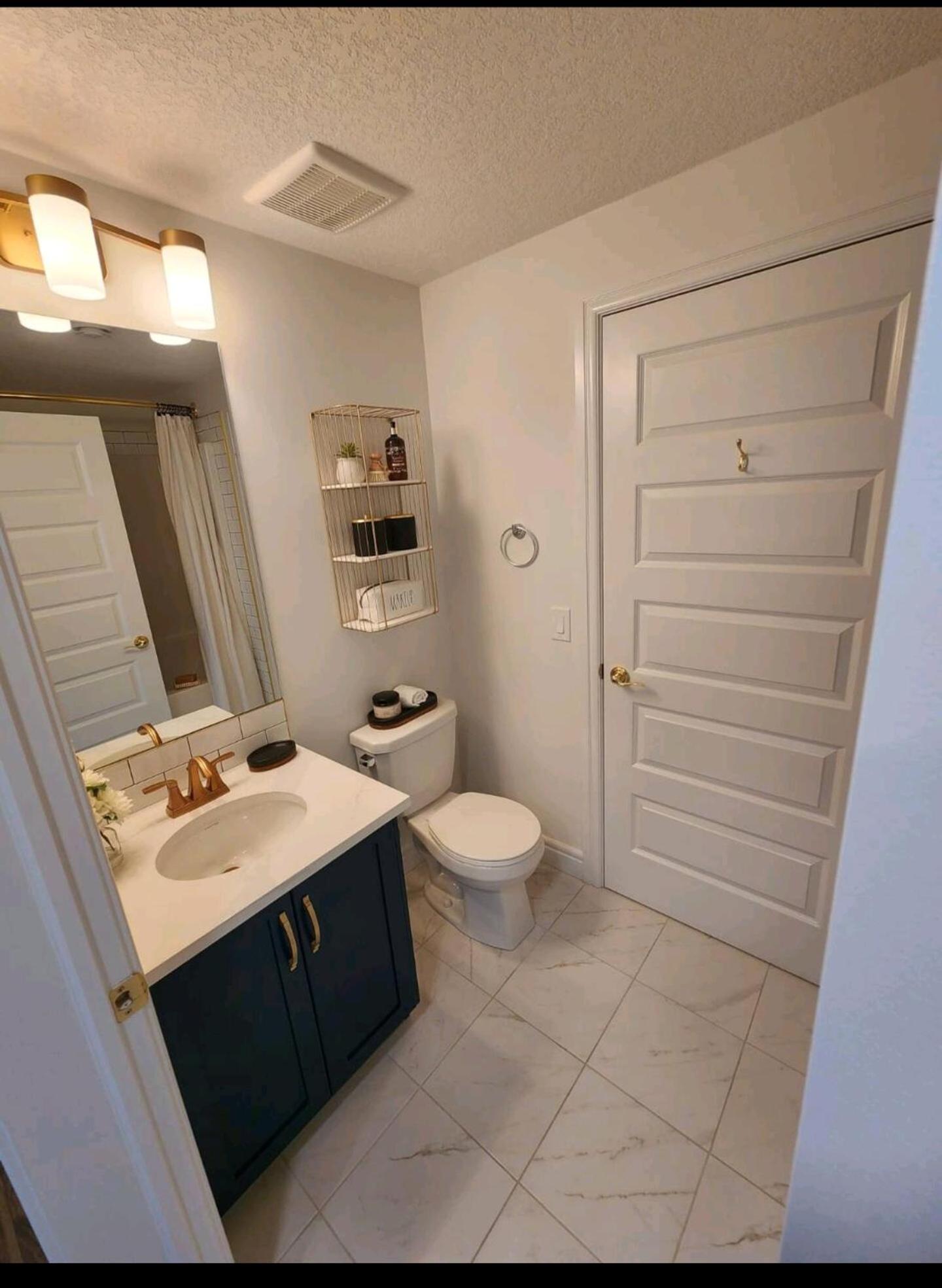 Luxury Condo Near Calgary Airport