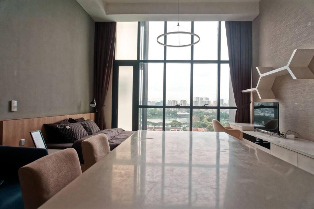 Studio Apartment @ M-City, Jalan Ampang with Lake View