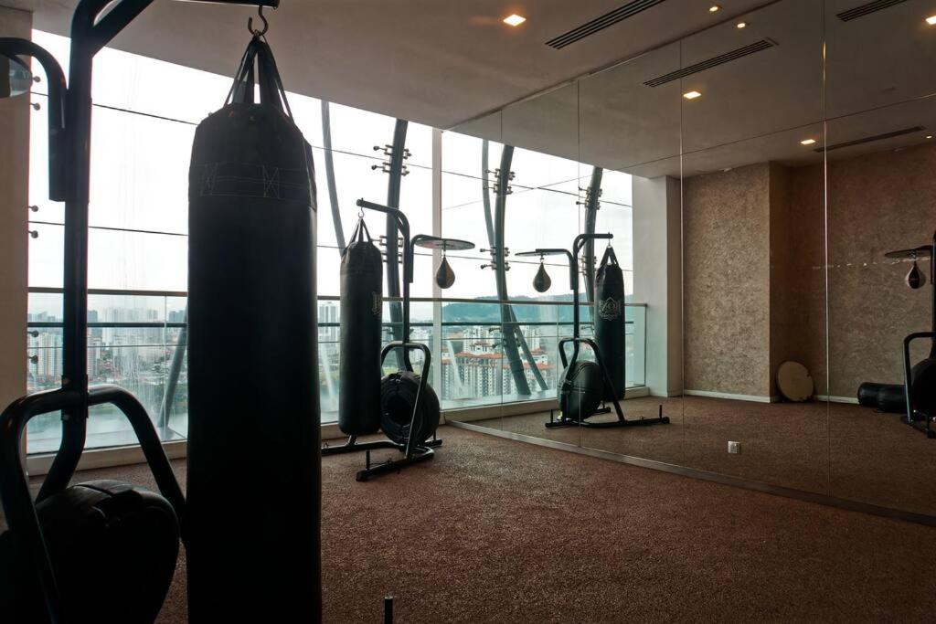 Studio Apartment @ M-City, Jalan Ampang with Lake View