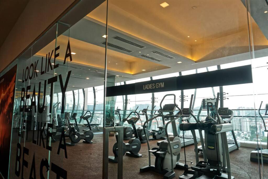 Studio Apartment @ M-City, Jalan Ampang with Lake View