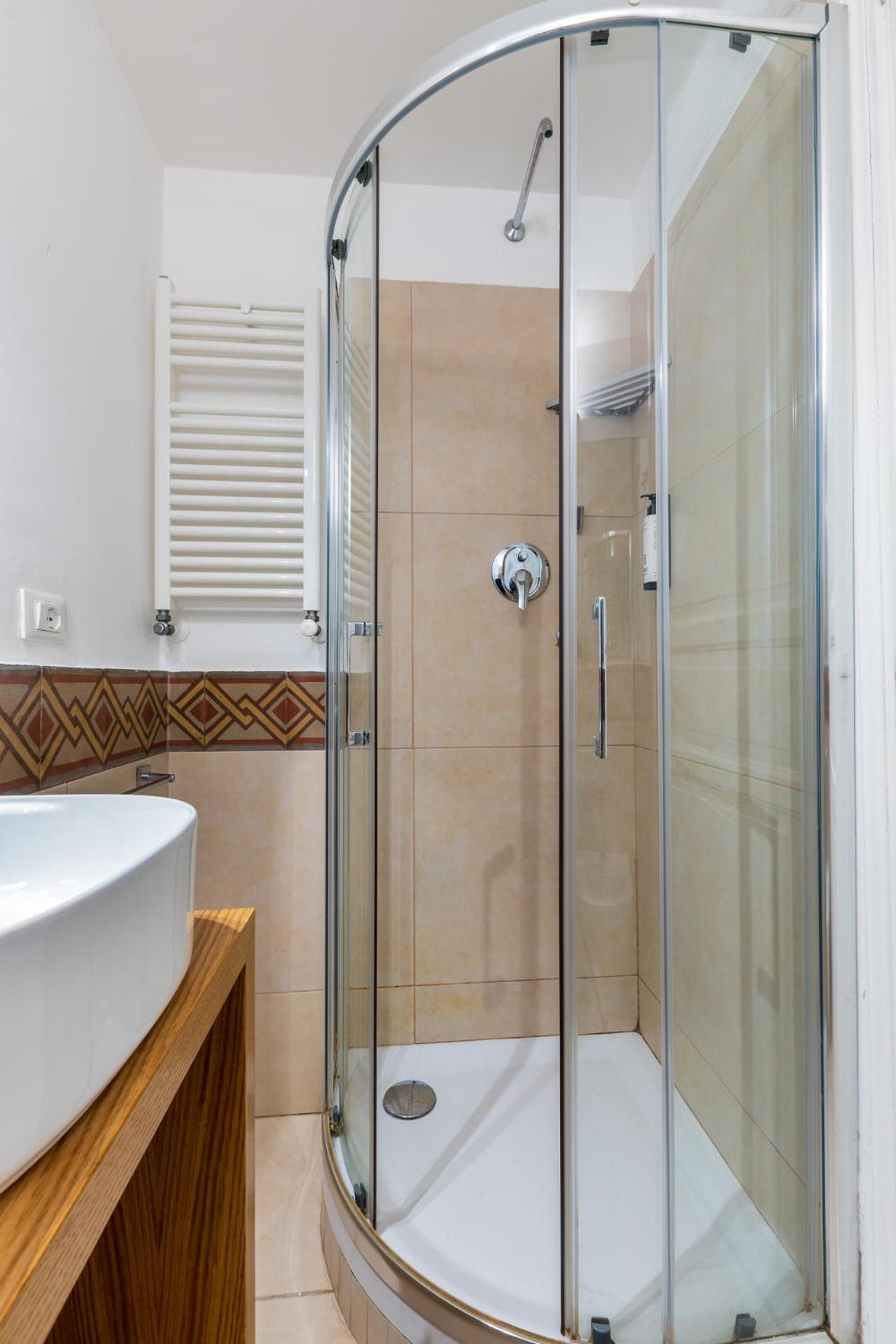 casa mo room and suite