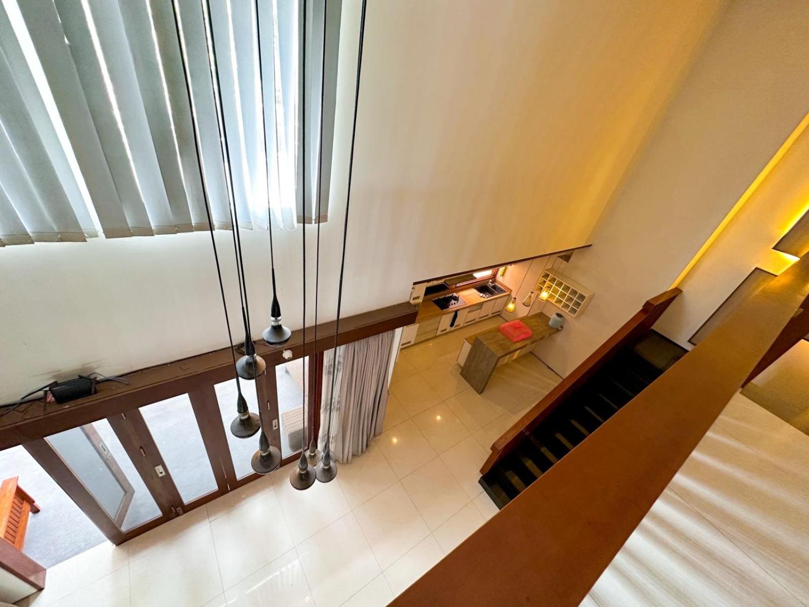 Villa wedasari 6BR luas kolam renang pribadi tengah kota view 2