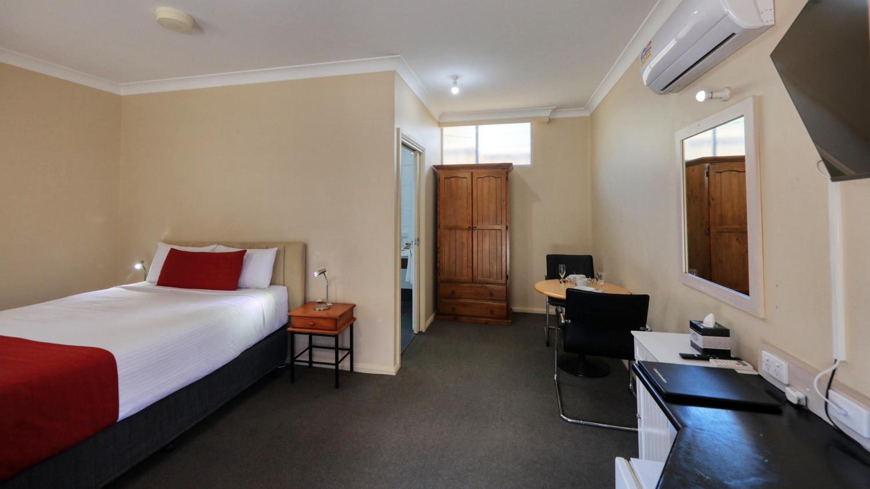 Ashton Motel